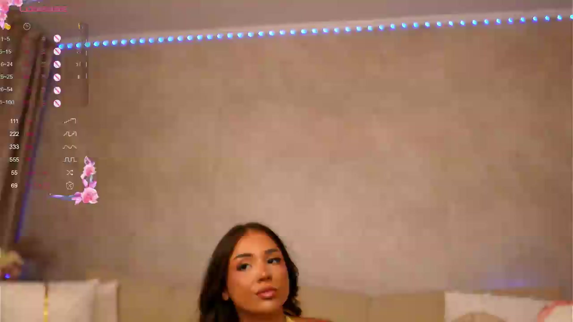 Gallery image thumbnail from OliviasWays's myfreecams stream on, 08/13/2026, 22:58 image 13 of 20