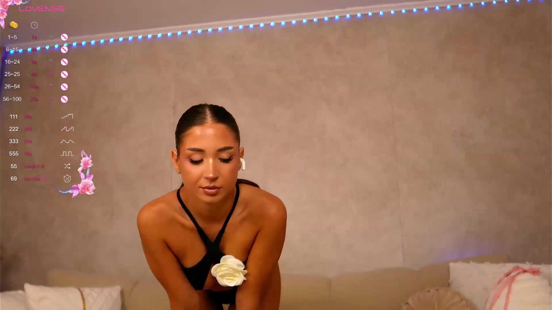 Gallery image thumbnail from OliviasWays's myfreecams stream on, 09/11/2026, 20:41 image 15 of 20