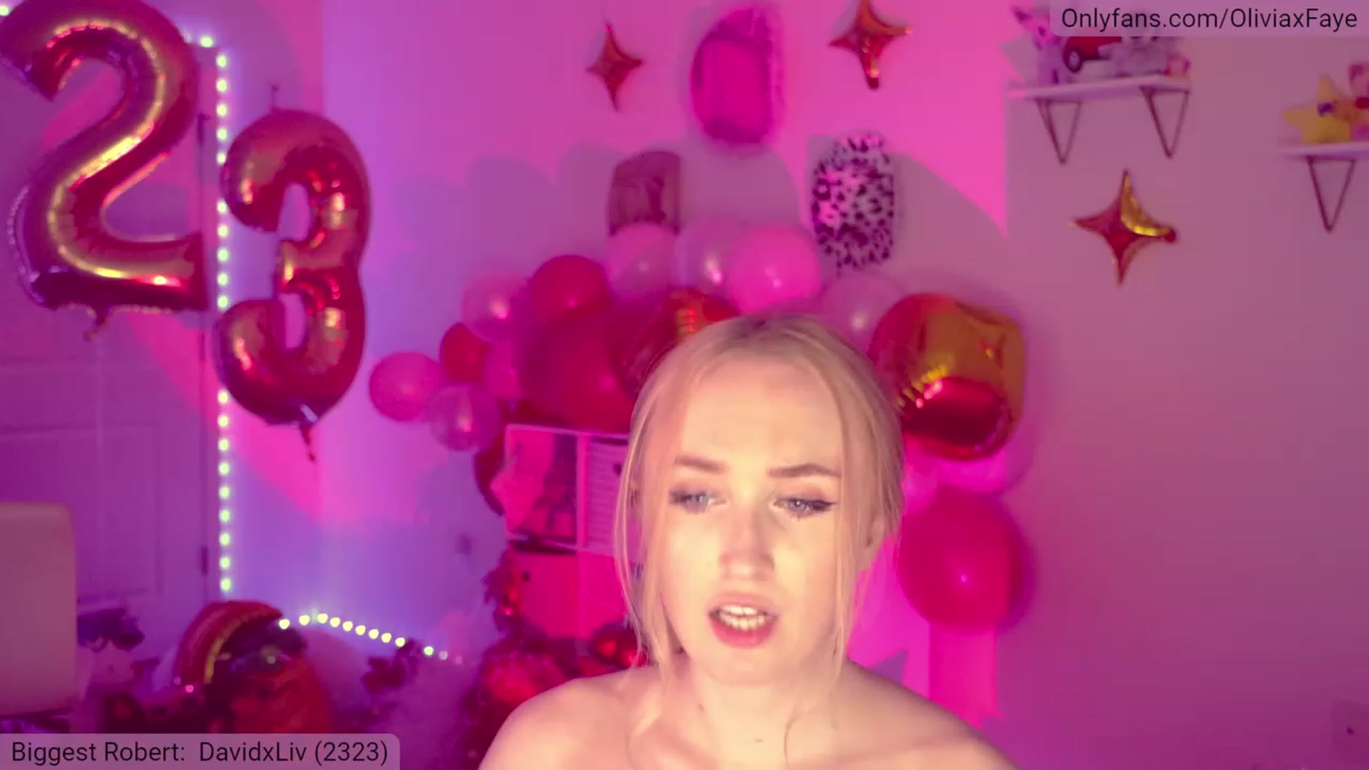 Gallery image thumbnail from OliviaxFaye's myfreecams stream on, 02/26/2023, 07:33 image 7 of 20