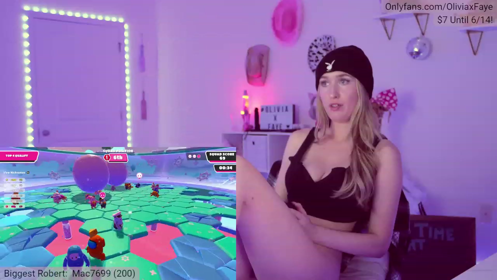 Gallery image thumbnail from OliviaxFaye's myfreecams stream on, 06/08/2023, 01:31 image 10 of 20
