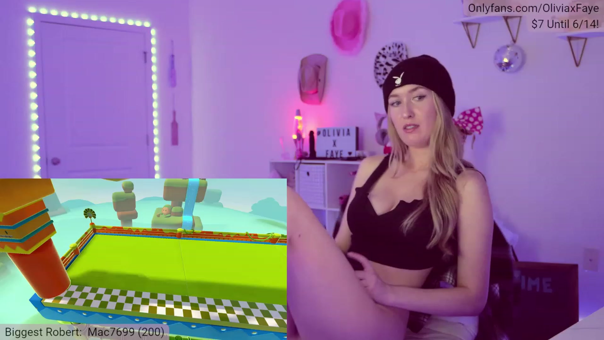 Gallery image thumbnail from OliviaxFaye's myfreecams stream on, 06/08/2023, 01:31 image 9 of 20