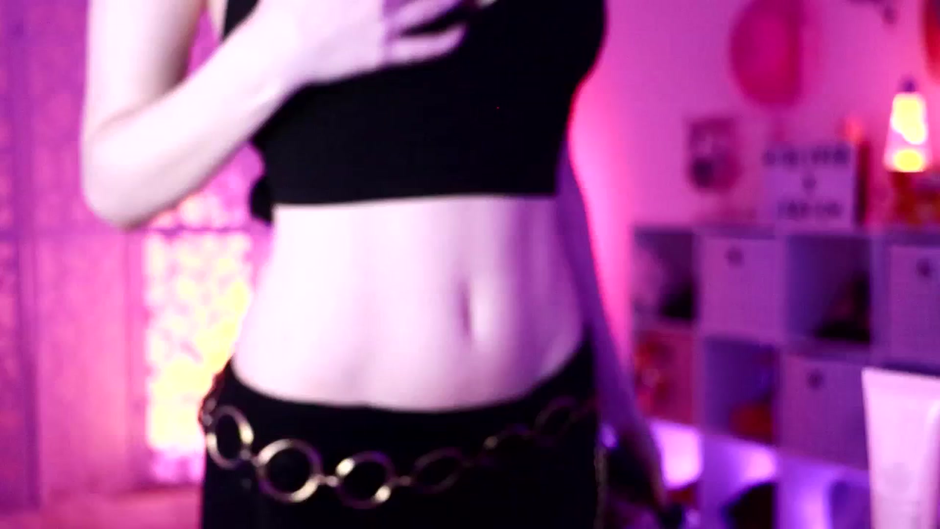 Gallery image thumbnail from OliviaxFaye's myfreecams stream on, 06/01/2024, 03:20 image 12 of 20
