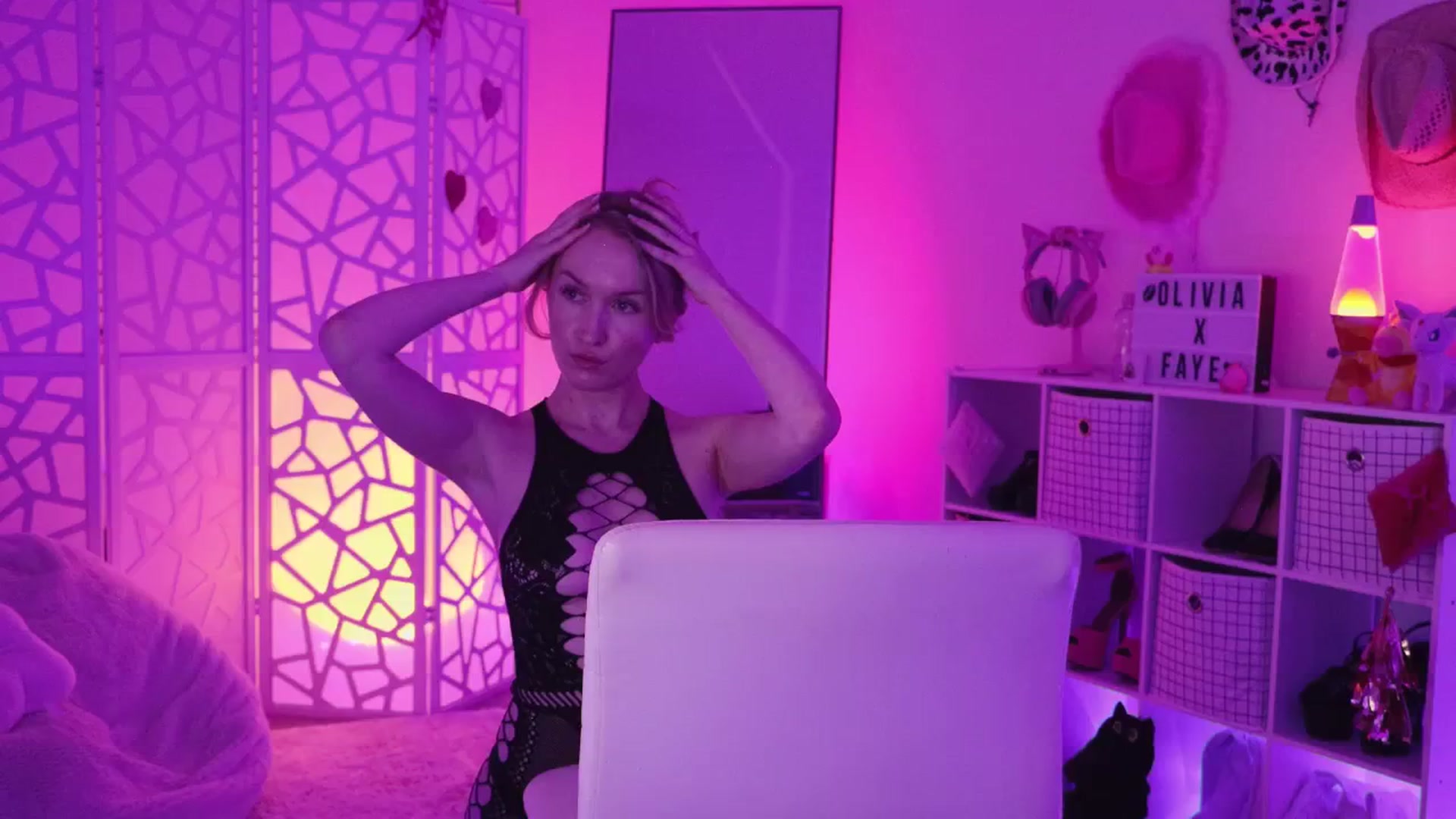 Gallery image thumbnail from OliviaxFaye's myfreecams stream on, 07/11/2024, 02:39 image 14 of 20