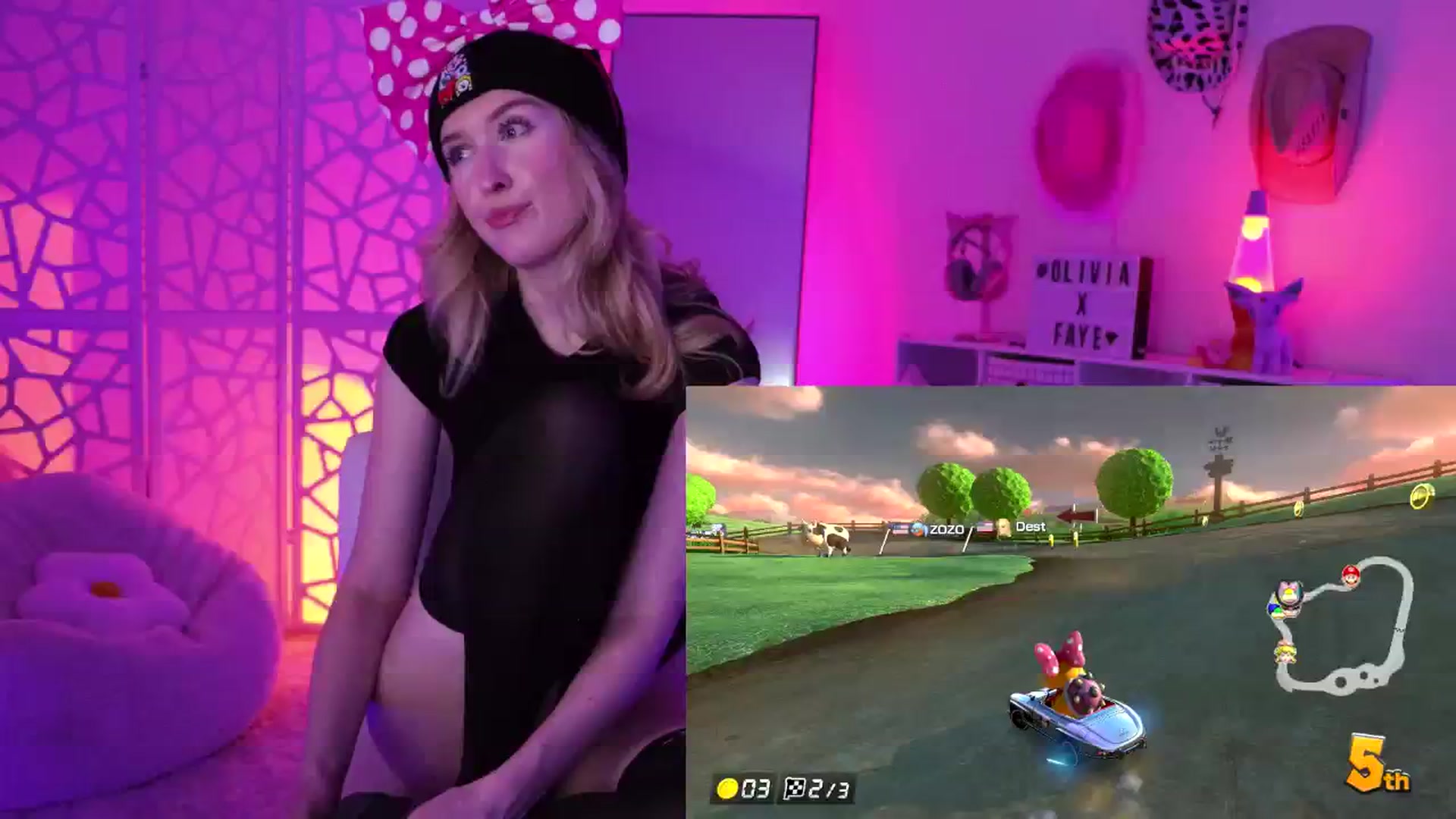 Gallery image thumbnail from OliviaxFaye's myfreecams stream on, 08/11/2024, 04:11 image 6 of 20
