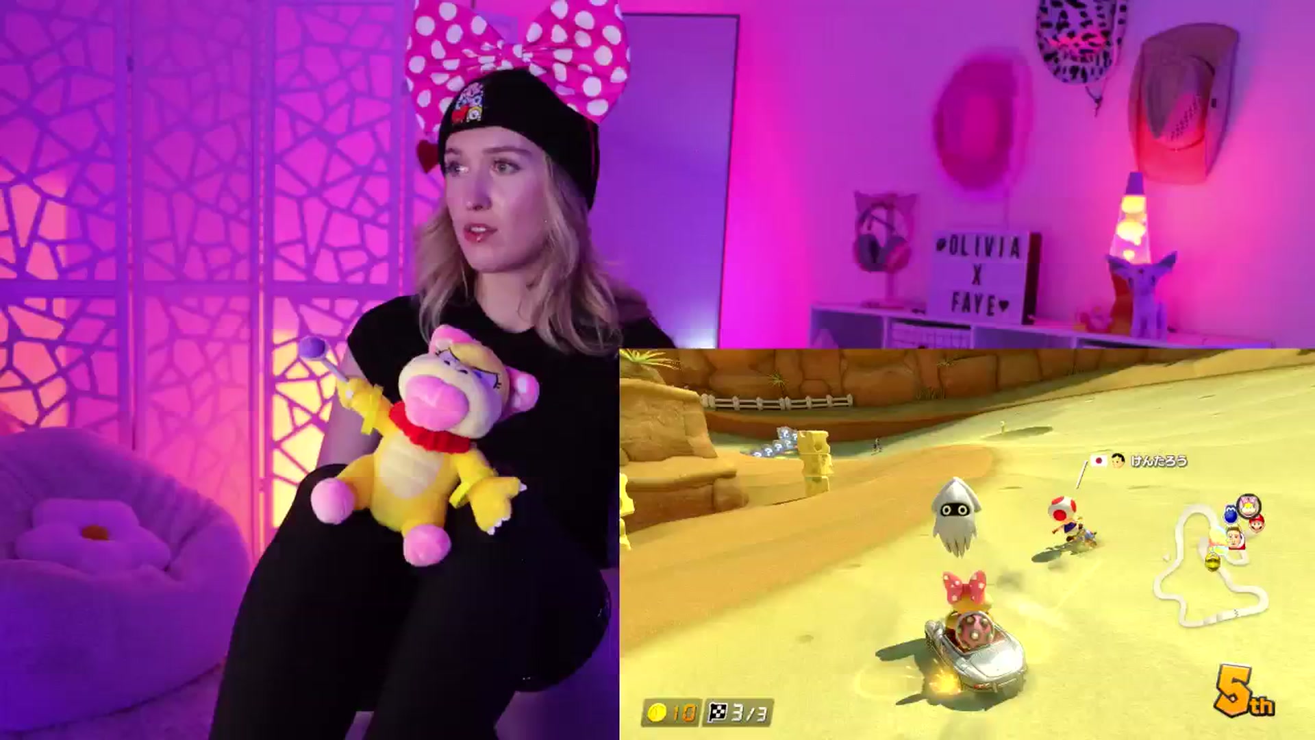 Gallery image thumbnail from OliviaxFaye's myfreecams stream on, 08/11/2024, 04:11 image 3 of 20