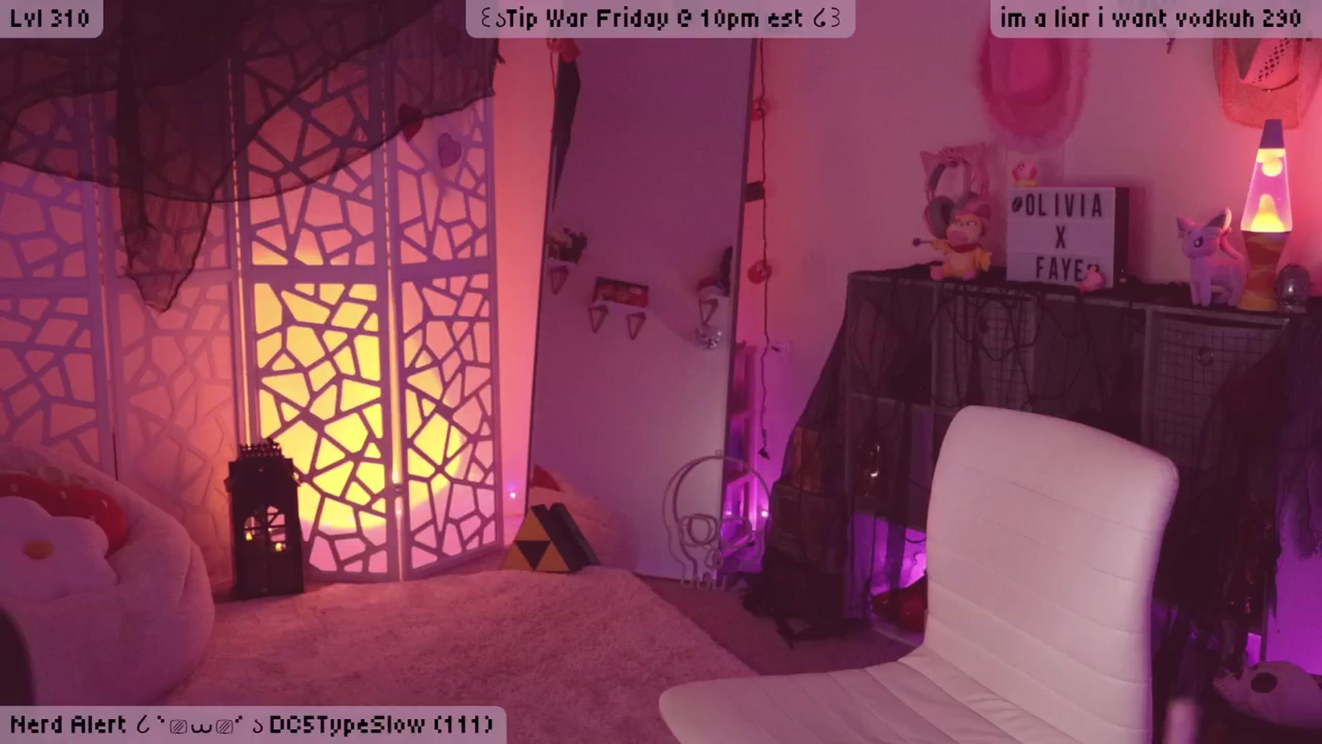 Gallery image thumbnail from OliviaxFaye's myfreecams stream on, 10/16/2024, 02:59 image 2 of 20