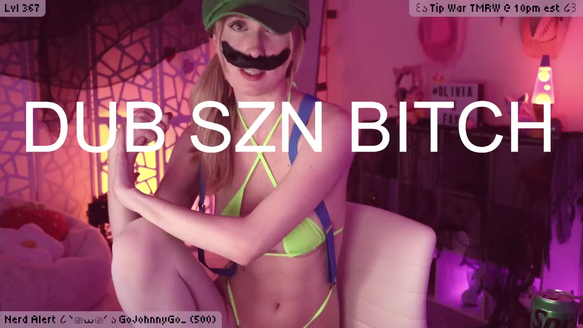 Gallery image thumbnail from OliviaxFaye's myfreecams stream on, 10/18/2024, 05:07 image 20 of 20