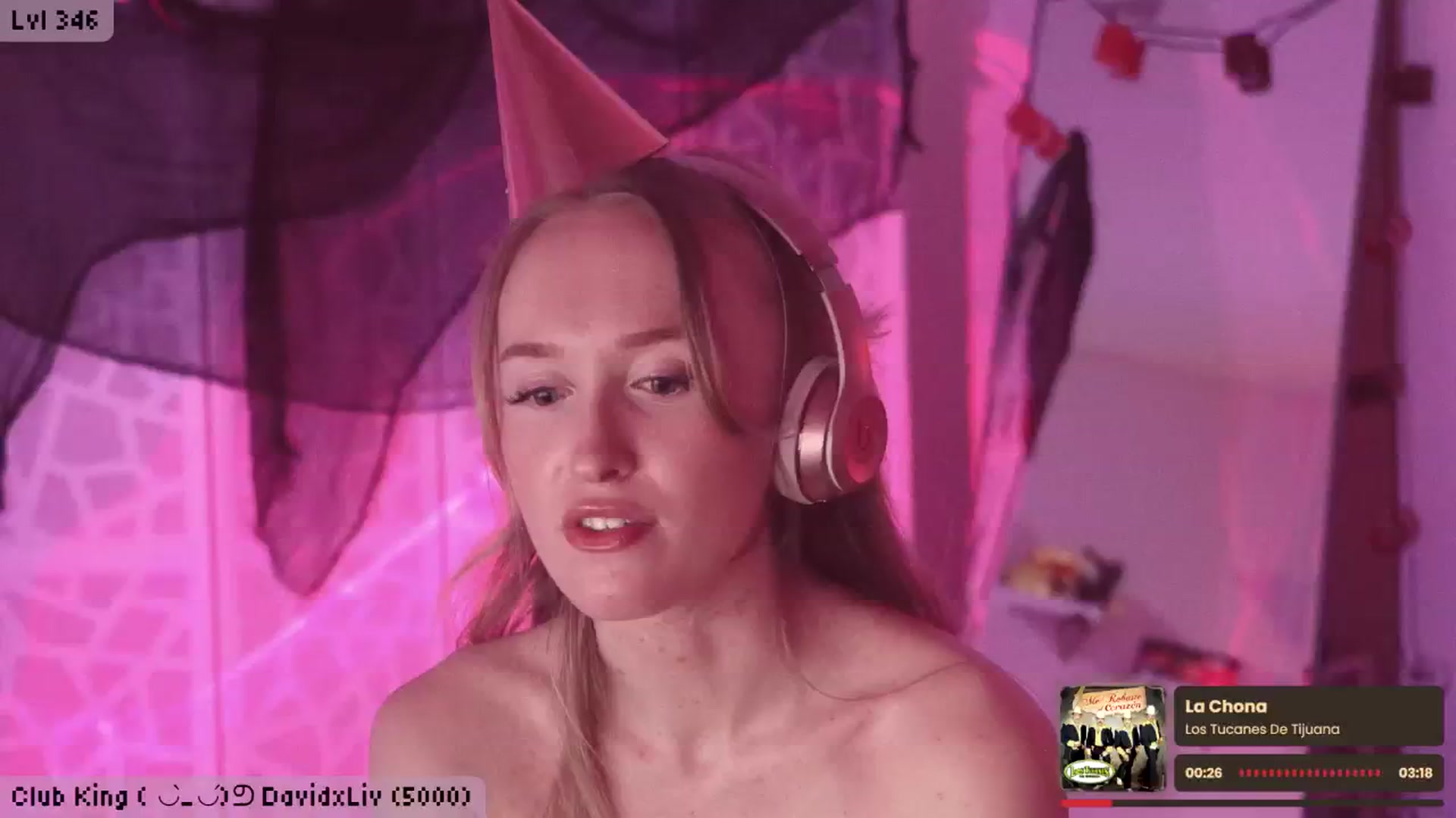 Gallery image thumbnail from OliviaxFaye's myfreecams stream on, 10/27/2024, 07:31 image 12 of 20