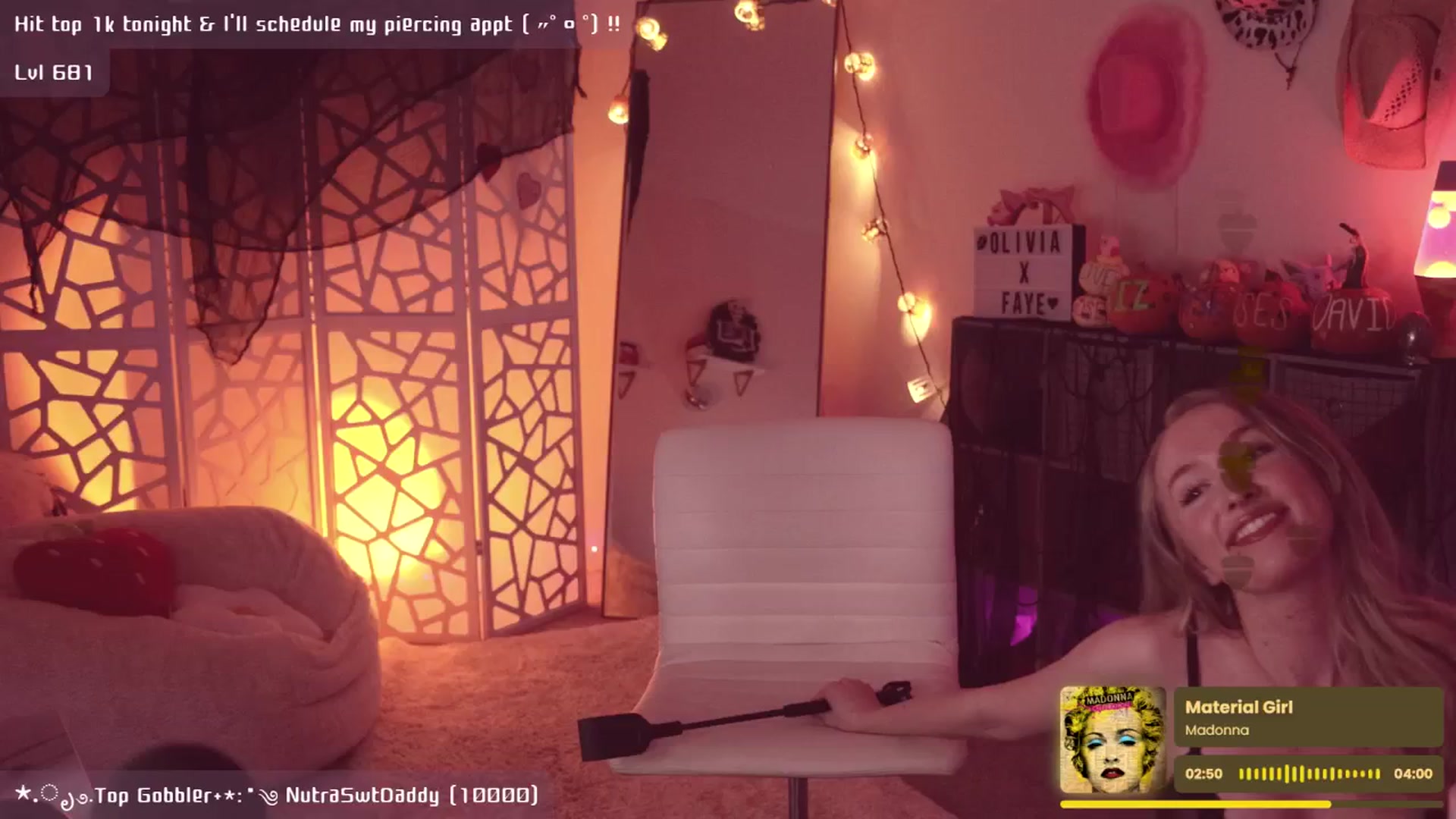 Gallery image thumbnail from OliviaxFaye's myfreecams stream on, 11/05/2024, 04:30 image 11 of 20