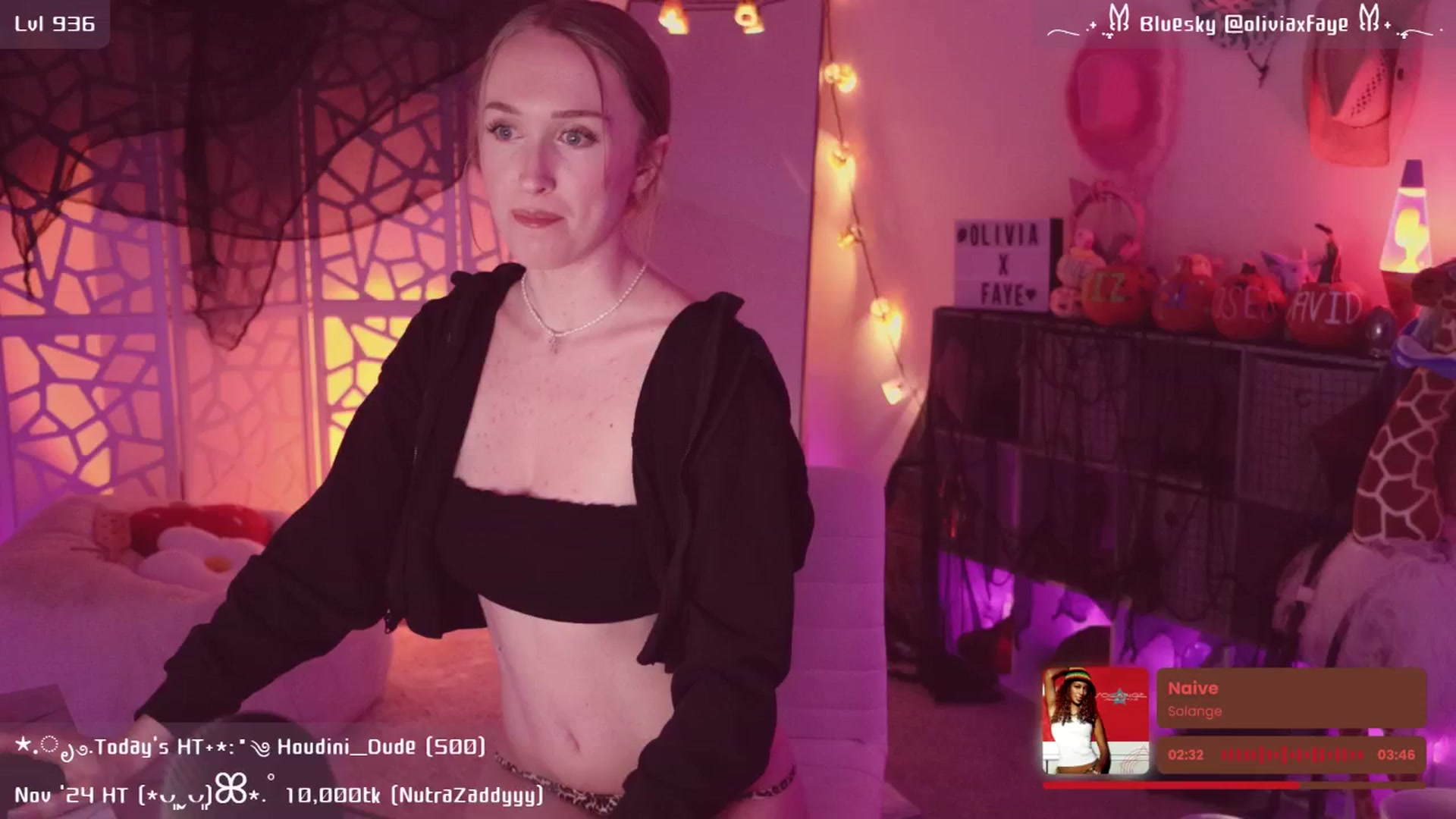 Gallery image thumbnail from OliviaxFaye's myfreecams stream on, 11/21/2024, 06:49 image 11 of 20