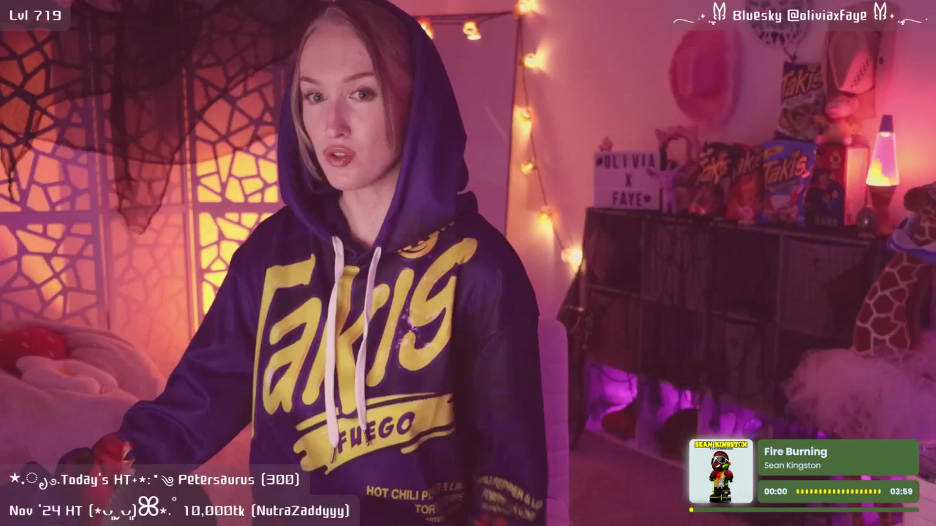 Gallery image thumbnail from OliviaxFaye's myfreecams stream on, 11/26/2024, 05:16 image 10 of 20