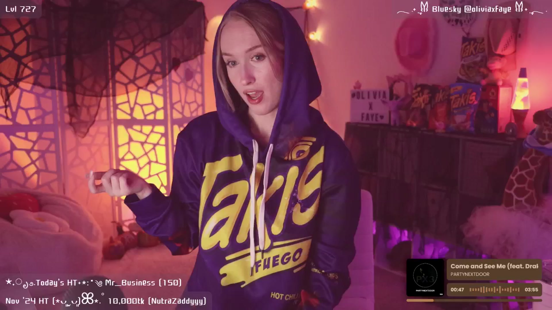 Gallery image thumbnail from OliviaxFaye's myfreecams stream on, 11/26/2024, 05:16 image 6 of 20