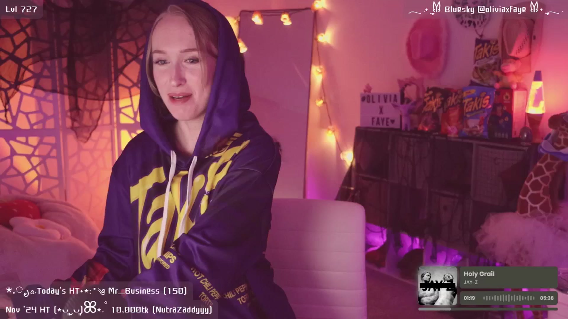 Gallery image thumbnail from OliviaxFaye's myfreecams stream on, 11/26/2024, 05:16 image 5 of 20