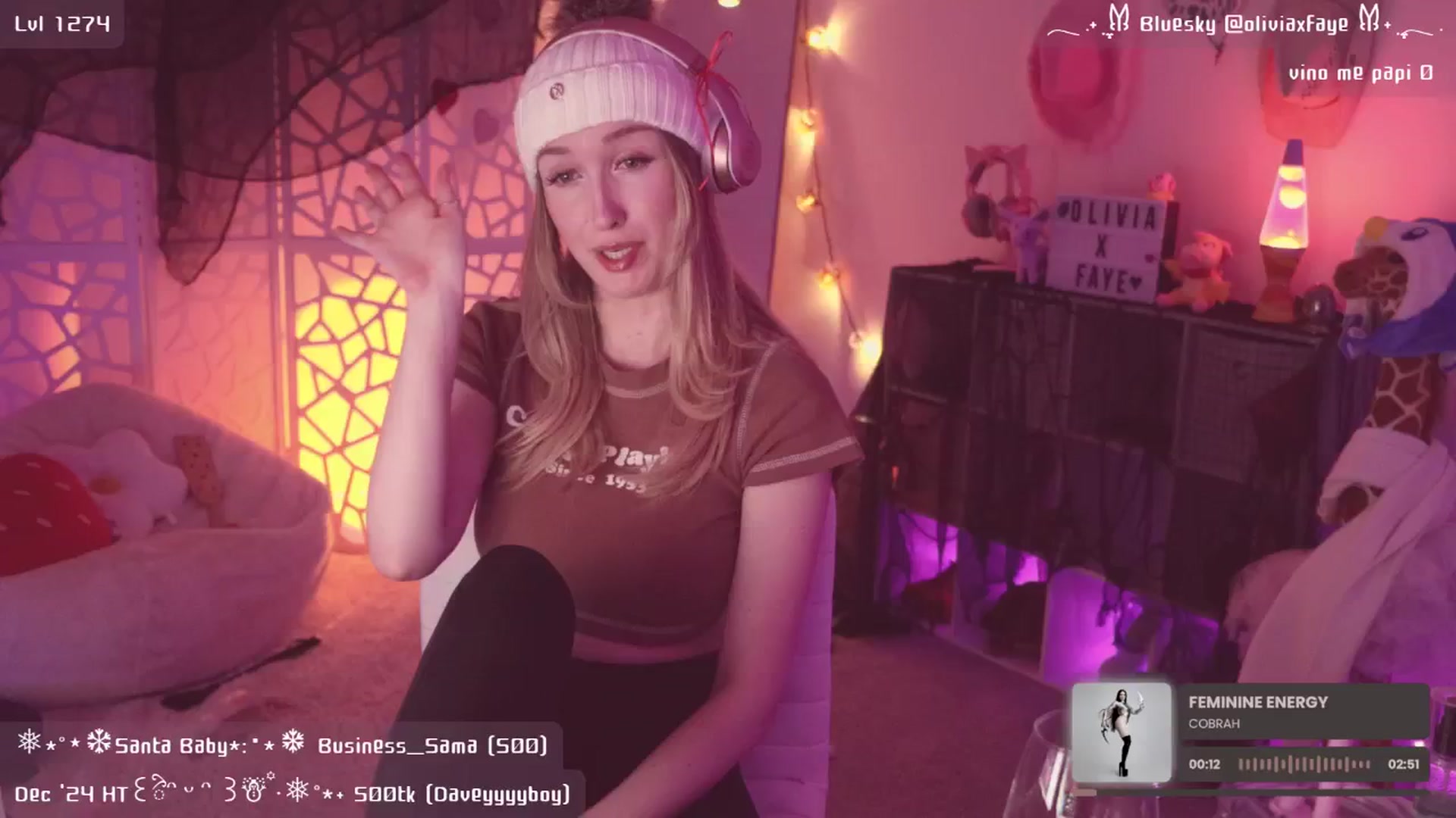 Gallery image thumbnail from OliviaxFaye's myfreecams stream on, 12/05/2024, 04:23 image 18 of 20
