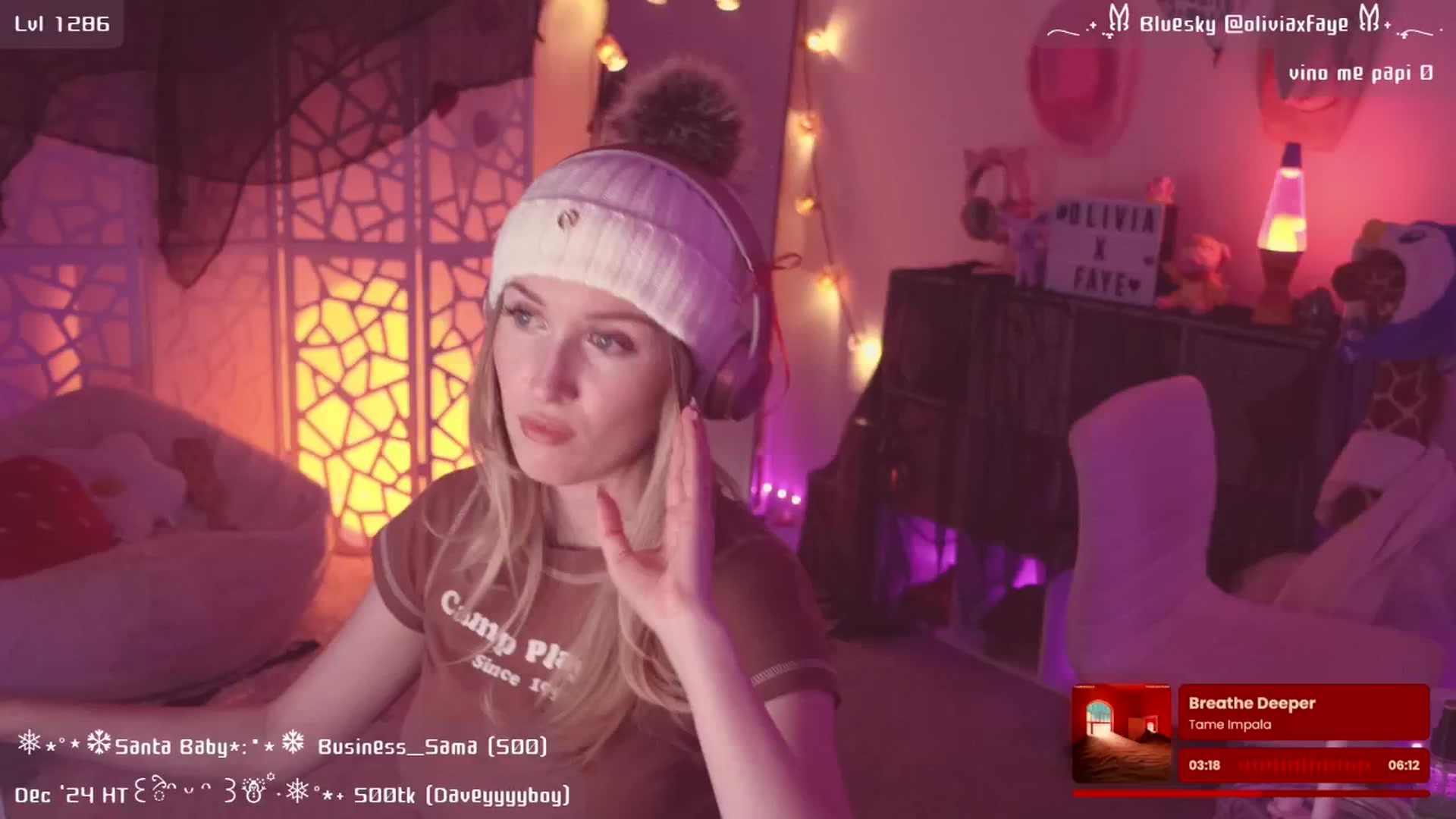 Gallery image thumbnail from OliviaxFaye's myfreecams stream on, 12/05/2024, 04:23 image 9 of 20