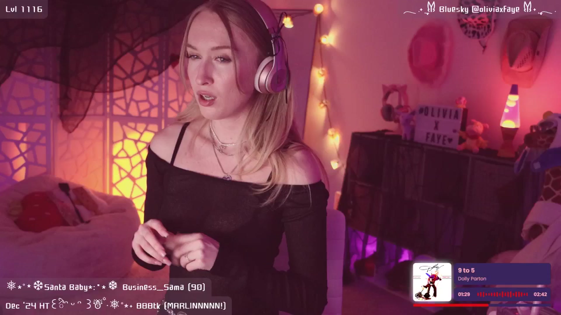 Gallery image thumbnail from OliviaxFaye's myfreecams stream on, 12/07/2024, 06:00 image 20 of 20