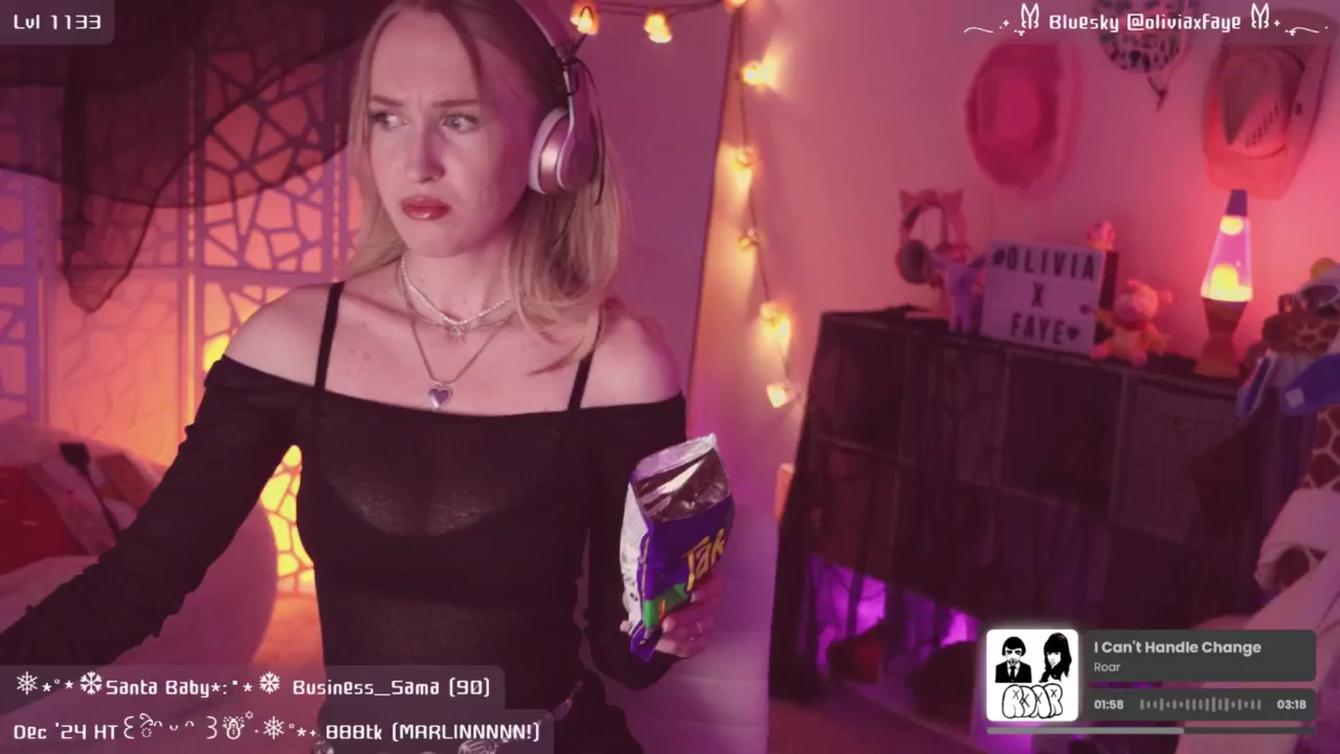 Gallery image thumbnail from OliviaxFaye's myfreecams stream on, 12/07/2024, 06:00 image 2 of 20
