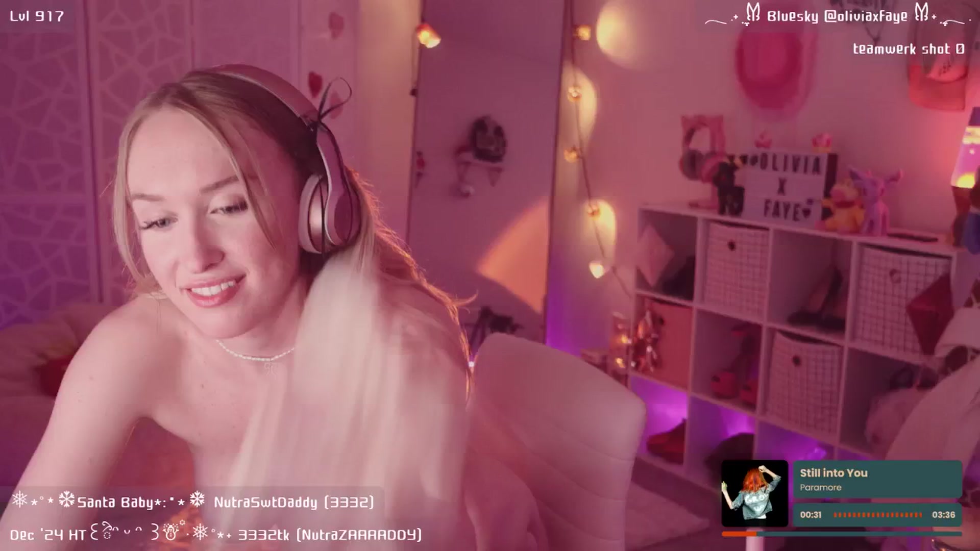 Gallery image thumbnail from OliviaxFaye's myfreecams stream on, 12/12/2024, 07:55 image 7 of 20