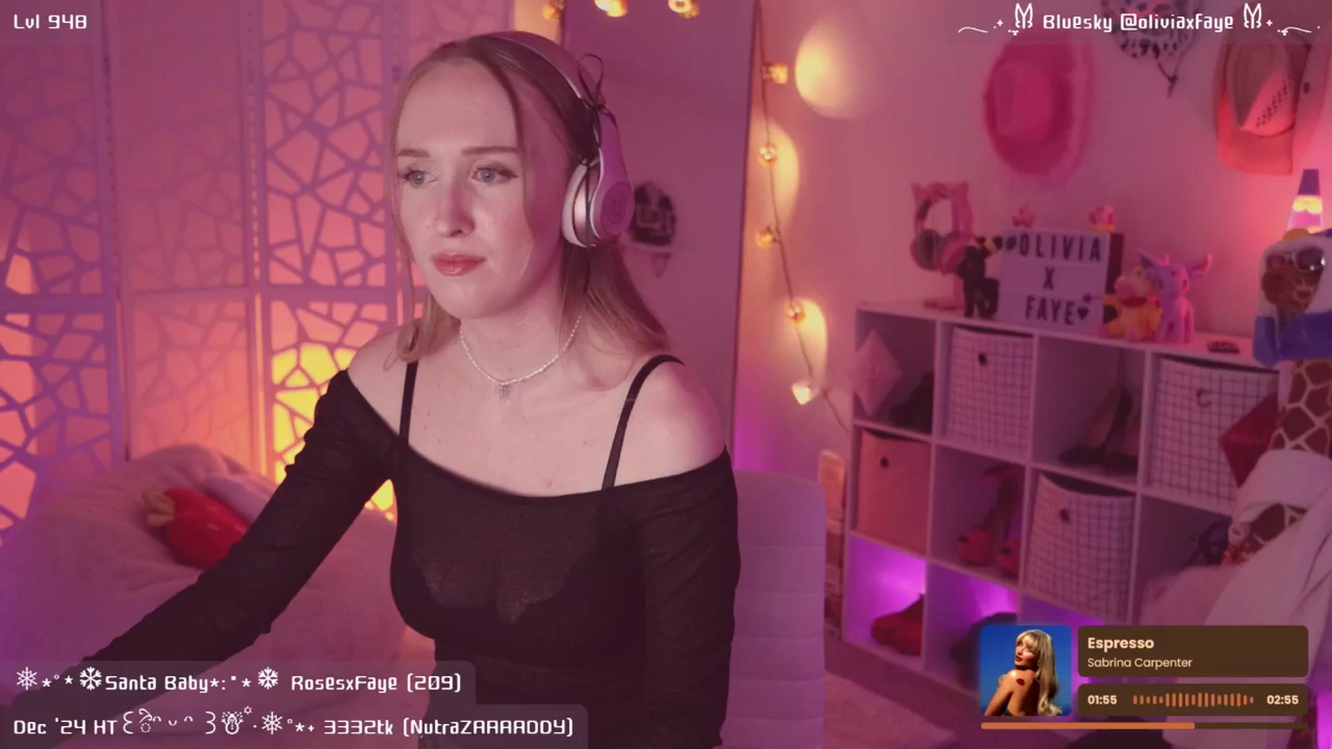 Gallery image thumbnail from OliviaxFaye's myfreecams stream on, 12/14/2024, 07:49 image 5 of 20