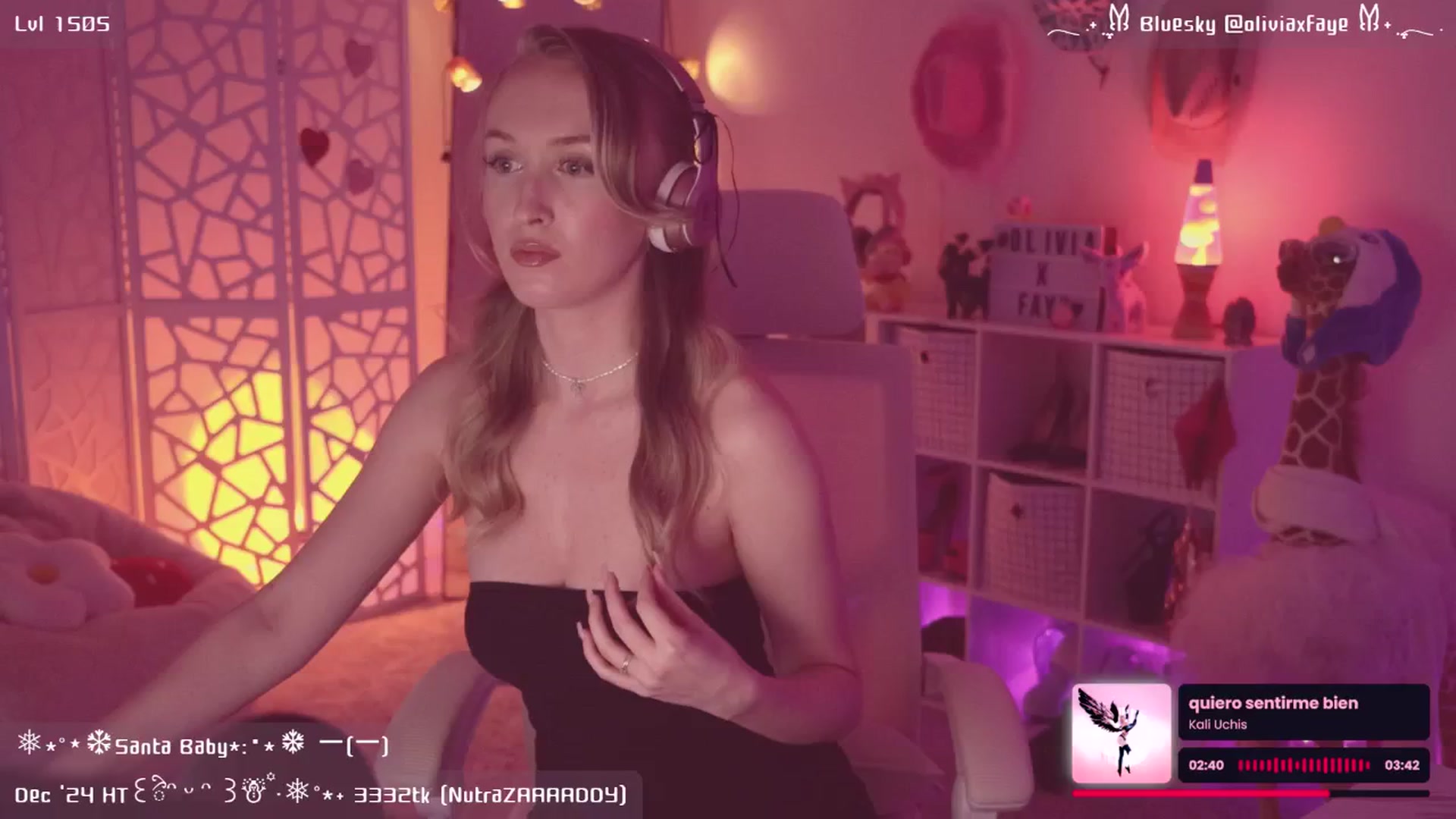 Gallery image thumbnail from OliviaxFaye's myfreecams stream on, 12/31/2024, 05:29 image 1 of 20