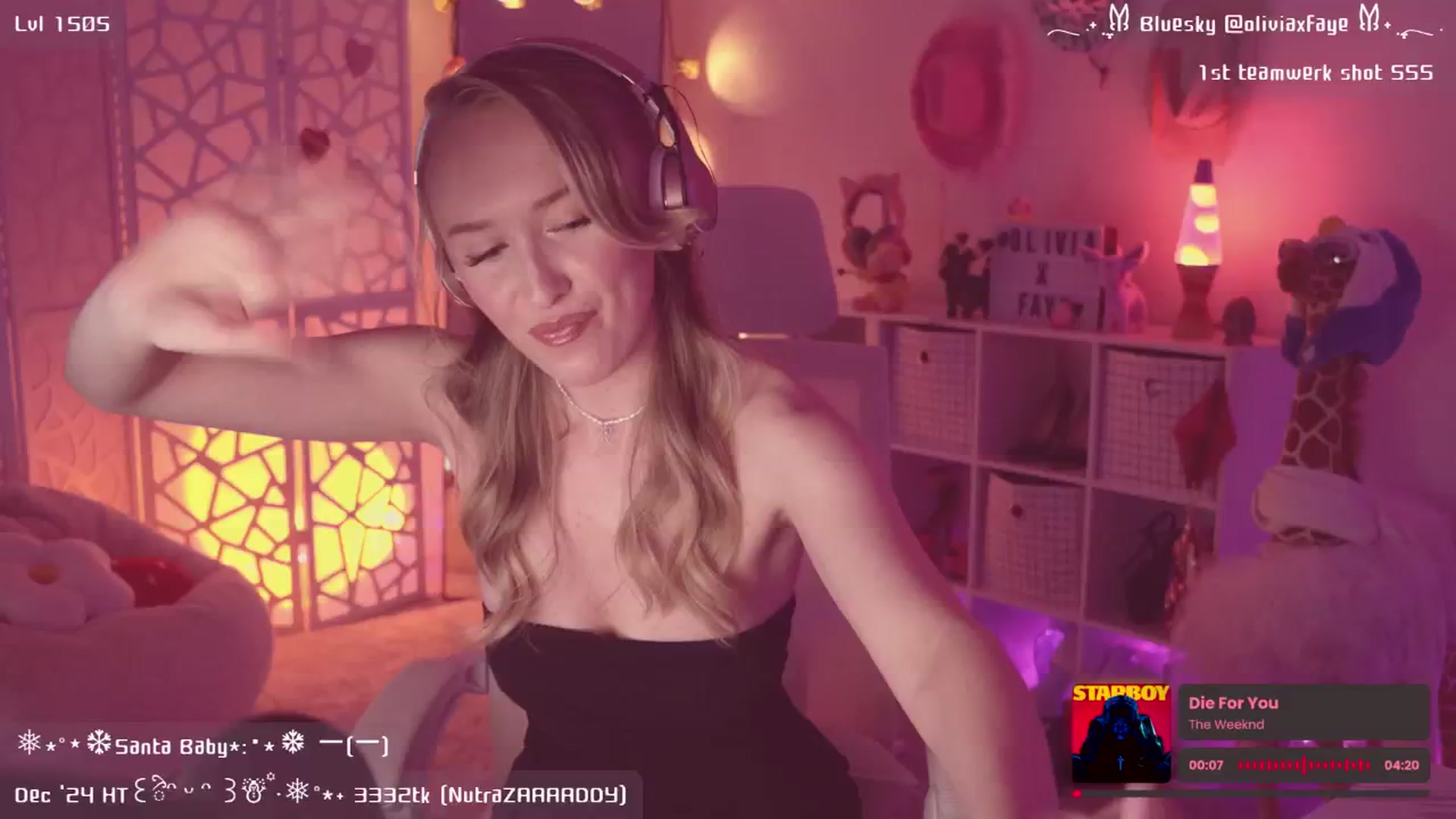 Gallery image thumbnail from OliviaxFaye's myfreecams stream on, 12/31/2024, 05:29 image 3 of 20