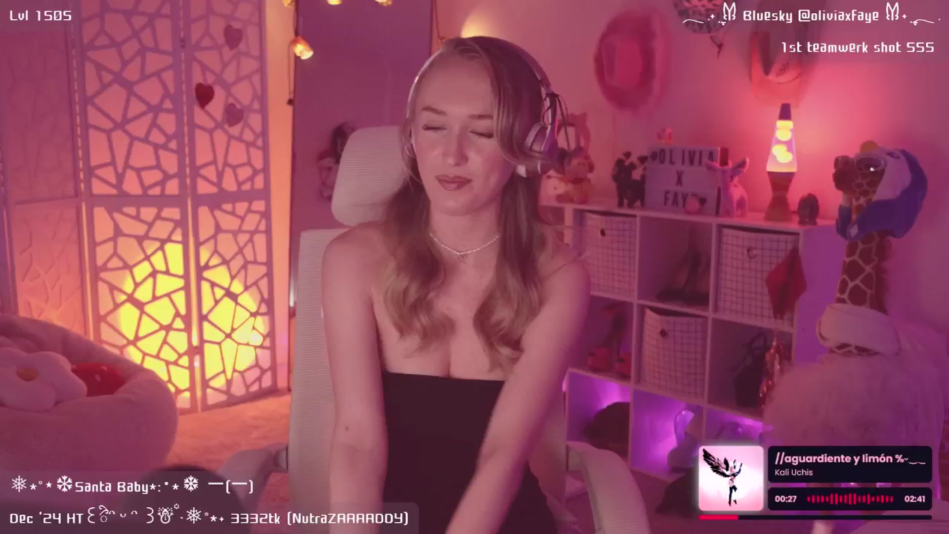 Gallery image thumbnail from OliviaxFaye's myfreecams stream on, 12/31/2024, 05:29 image 4 of 20