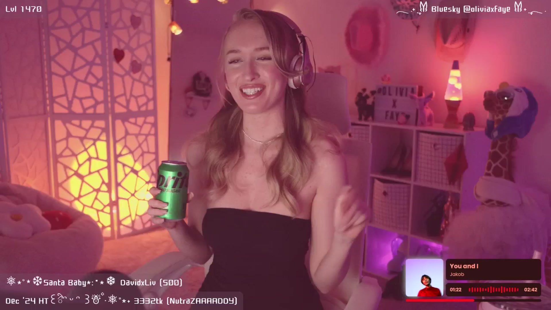 Gallery image thumbnail from OliviaxFaye's myfreecams stream on, 12/31/2024, 05:29 image 17 of 20