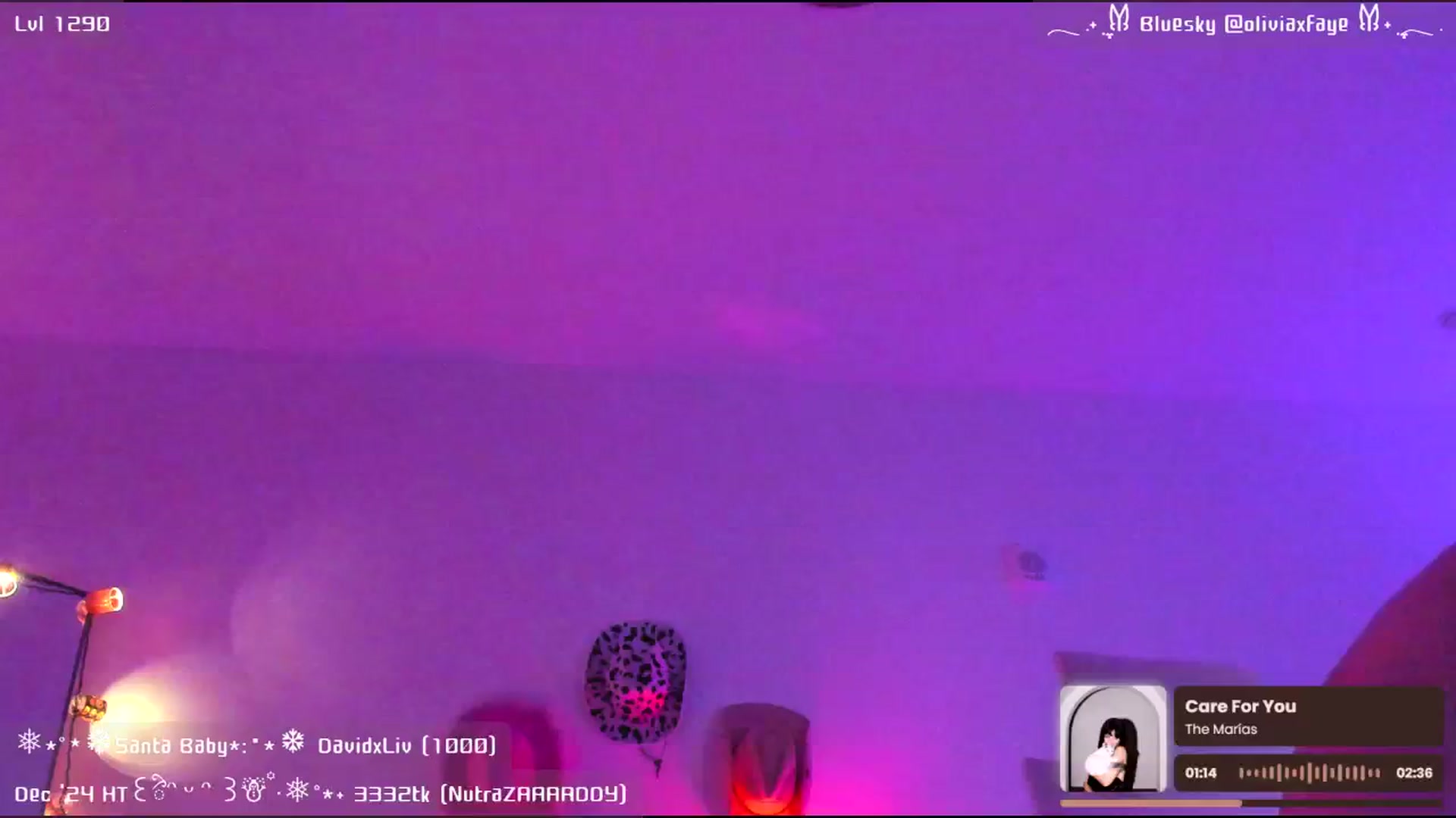 Gallery image thumbnail from OliviaxFaye's myfreecams stream on, 12/31/2024, 08:12 image 6 of 20