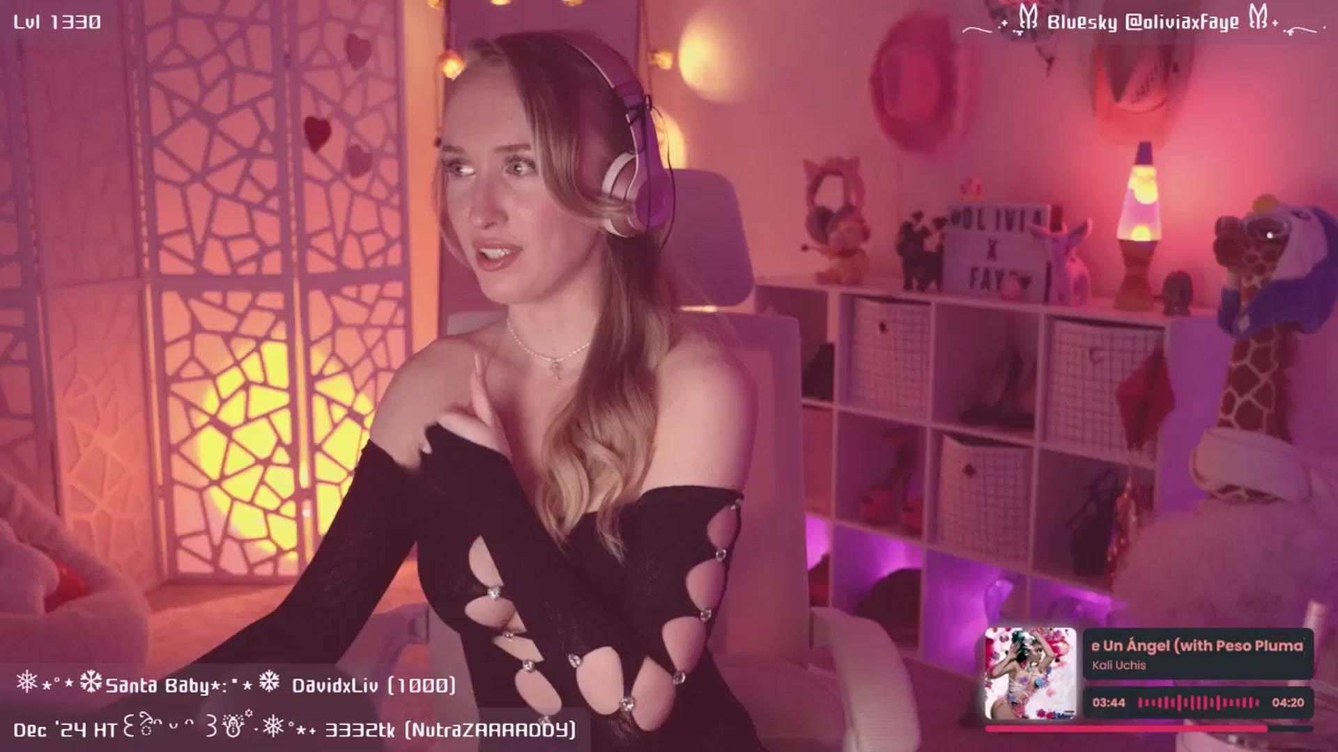 Gallery image thumbnail from OliviaxFaye's myfreecams stream on, 12/31/2024, 08:12 image 2 of 20