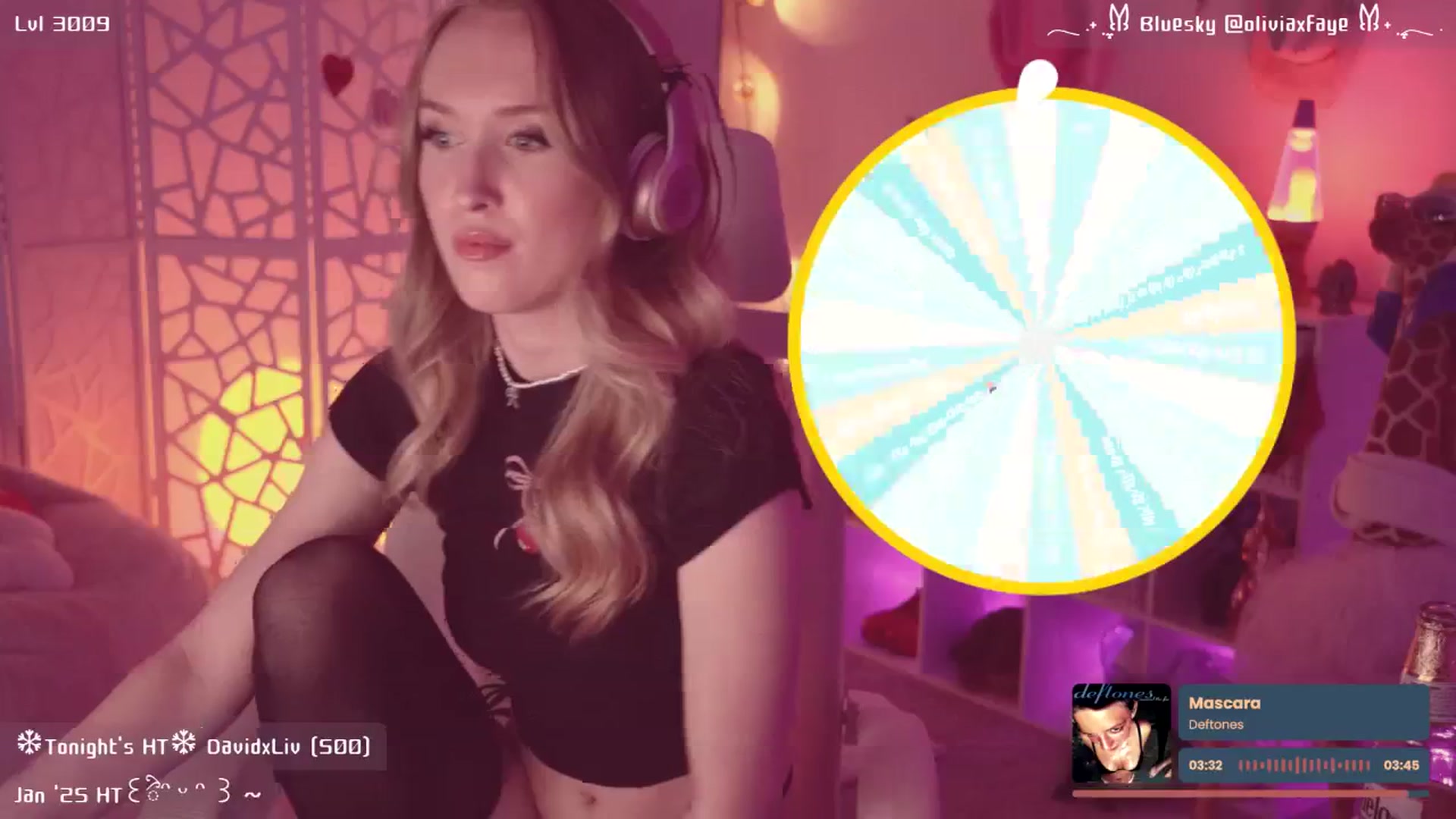 Gallery image thumbnail from OliviaxFaye's myfreecams stream on, 01/05/2025, 06:06 image 13 of 20