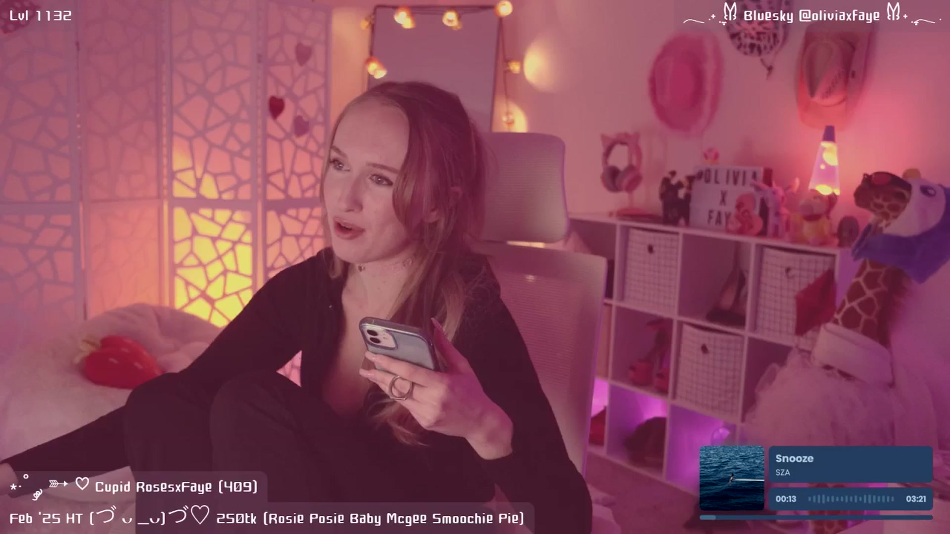 Gallery image thumbnail from OliviaxFaye's myfreecams stream on, 02/02/2025, 07:08 image 4 of 20