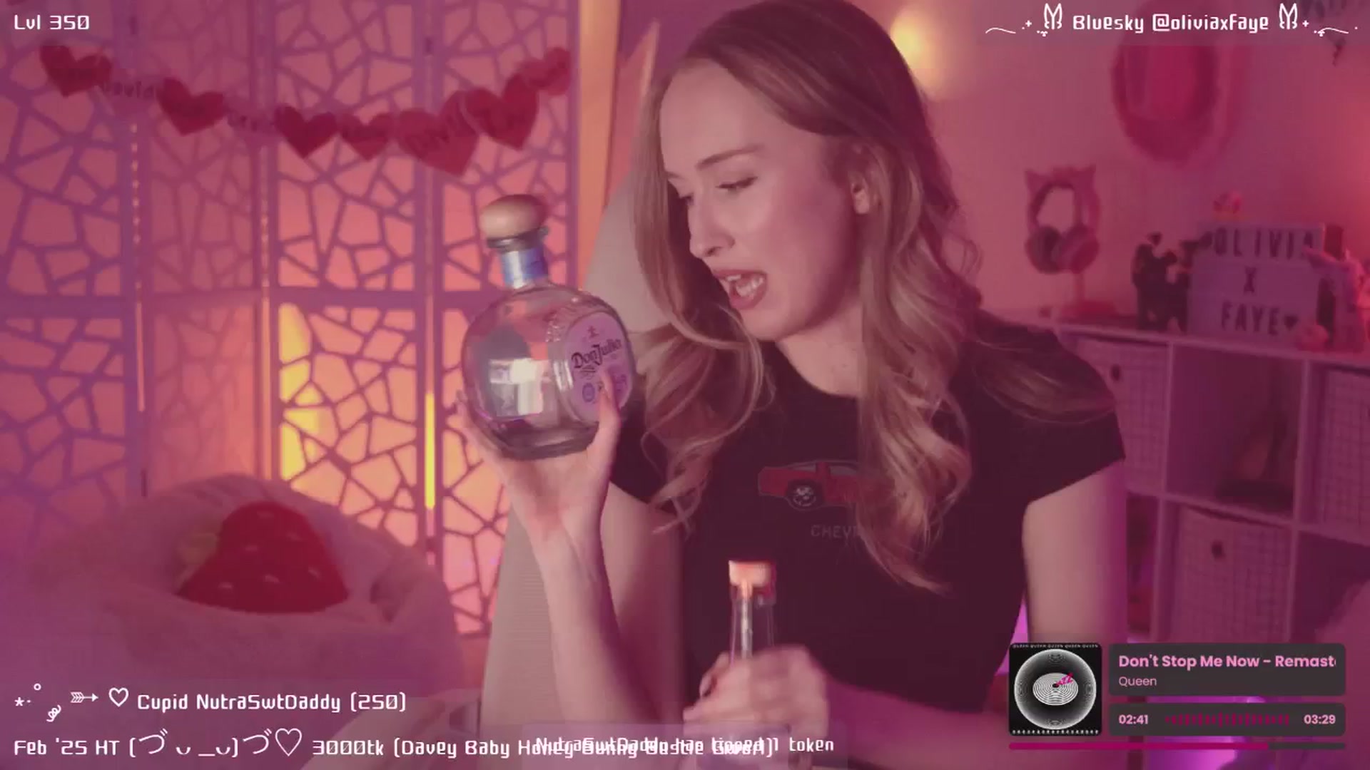Gallery image thumbnail from OliviaxFaye's myfreecams stream on, 02/04/2025, 06:48 image 3 of 20