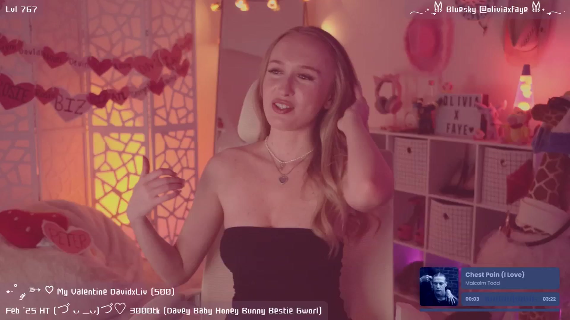 Gallery image thumbnail from OliviaxFaye's myfreecams stream on, 02/15/2025, 06:55 image 13 of 20
