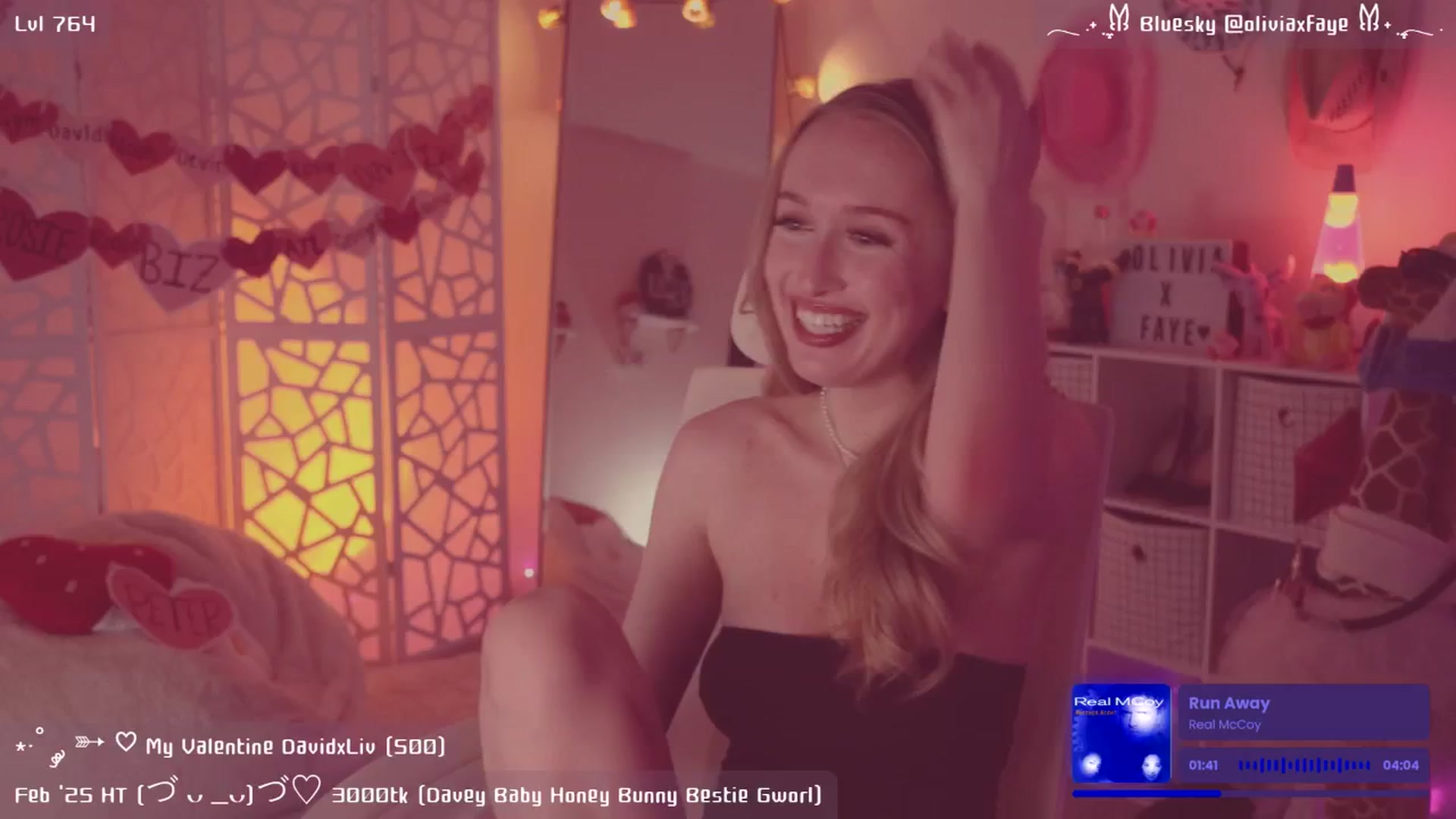 Gallery image thumbnail from OliviaxFaye's myfreecams stream on, 02/15/2025, 06:55 image 17 of 20