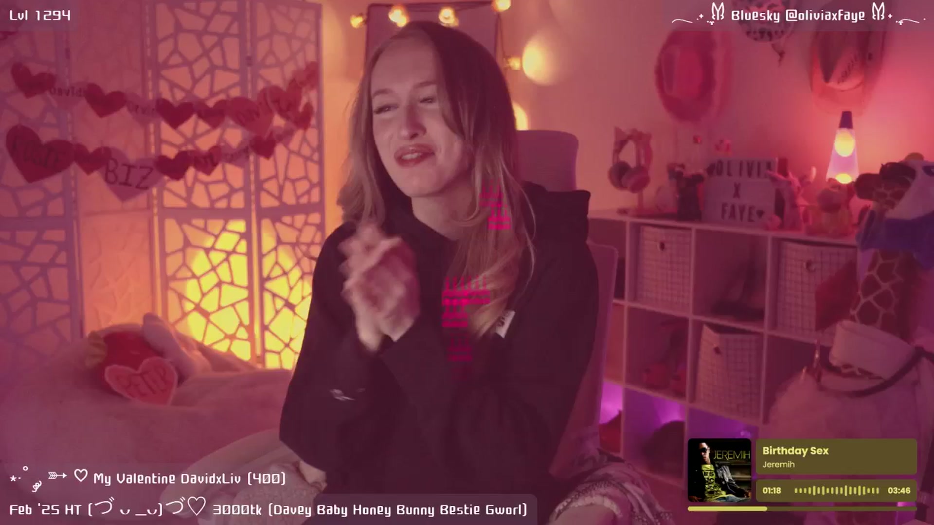 Gallery image thumbnail from OliviaxFaye's myfreecams stream on, 02/25/2025, 05:09 image 11 of 20