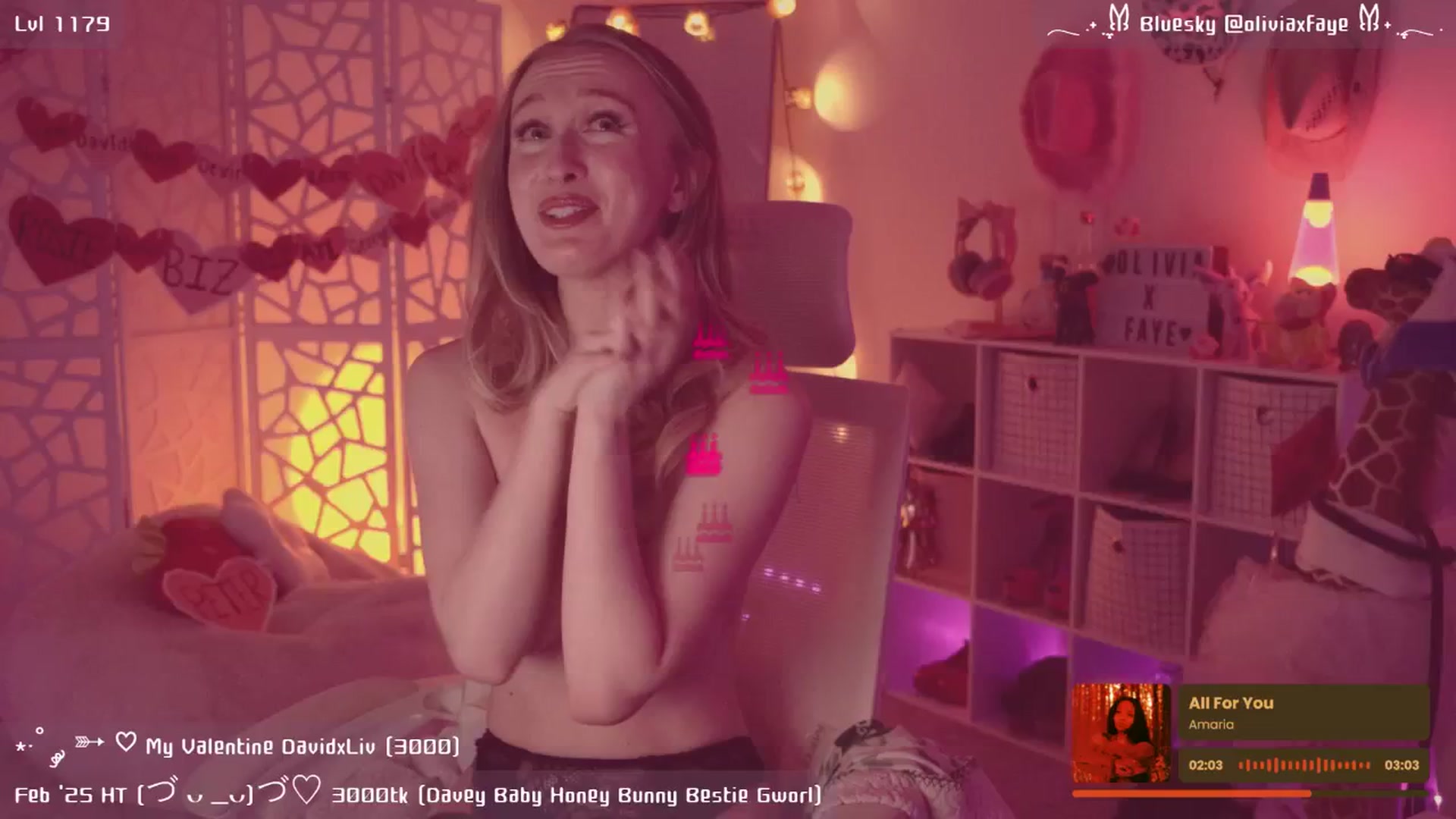 Gallery image thumbnail from OliviaxFaye's myfreecams stream on, 02/25/2025, 06:59 image 13 of 20