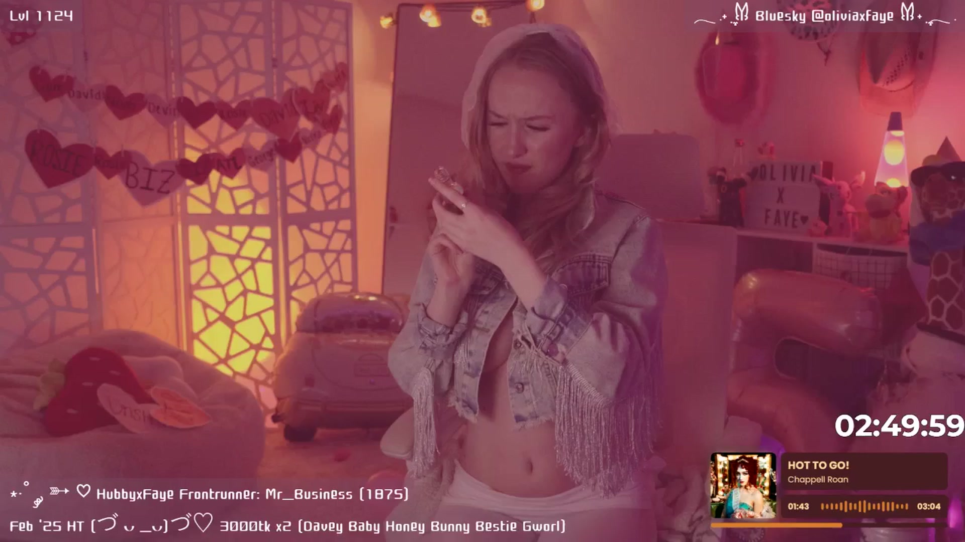 Gallery image thumbnail from OliviaxFaye's myfreecams stream on, 03/01/2025, 08:47 image 3 of 20