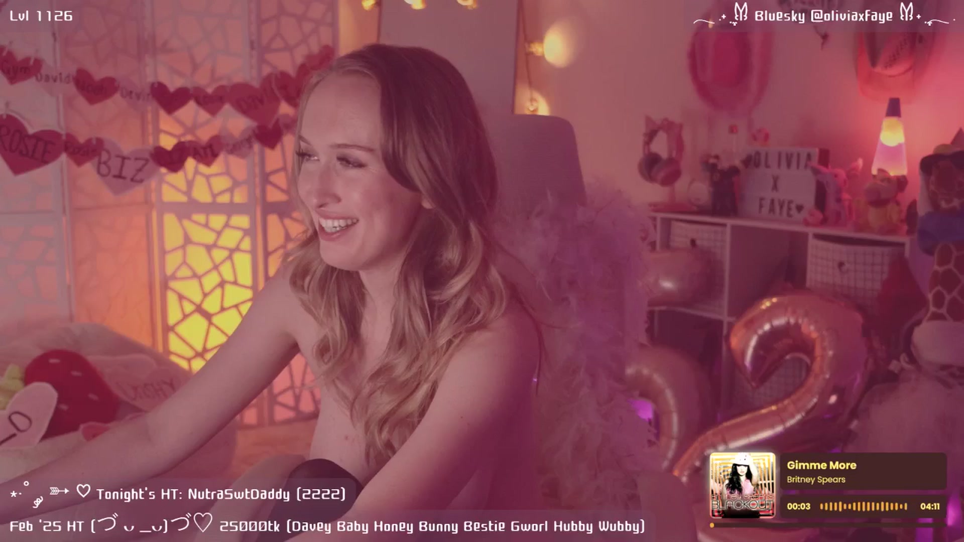 Gallery image thumbnail from OliviaxFaye's myfreecams stream on, 03/06/2025, 06:51 image 16 of 20