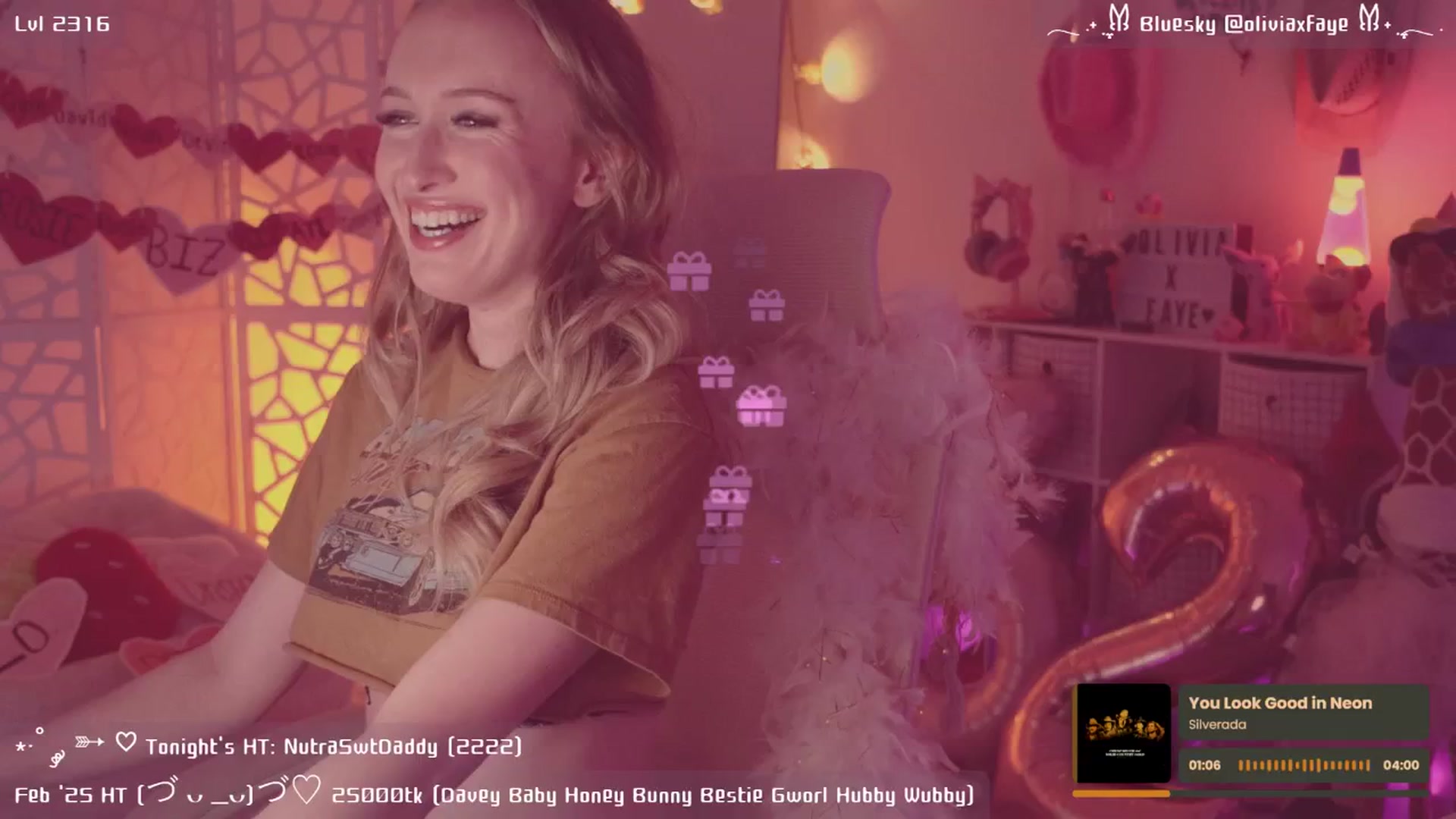 Gallery image thumbnail from OliviaxFaye's myfreecams stream on, 03/06/2025, 06:51 image 4 of 20