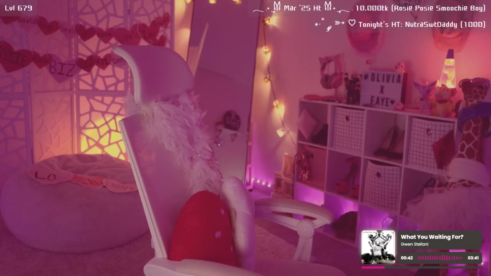 Gallery image thumbnail from OliviaxFaye's myfreecams stream on, 04/01/2025, 04:38 image 8 of 20