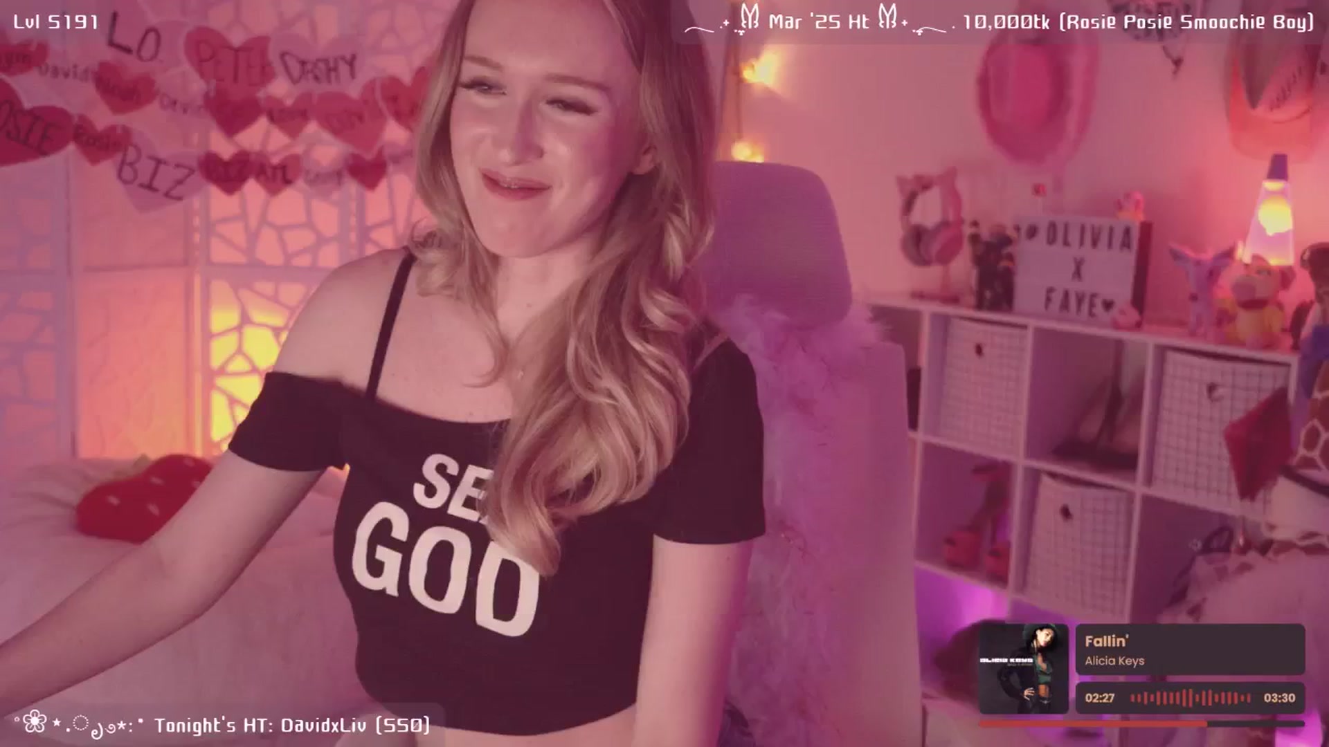 Gallery image thumbnail from OliviaxFaye's myfreecams stream on, 04/08/2025, 04:30 image 18 of 20