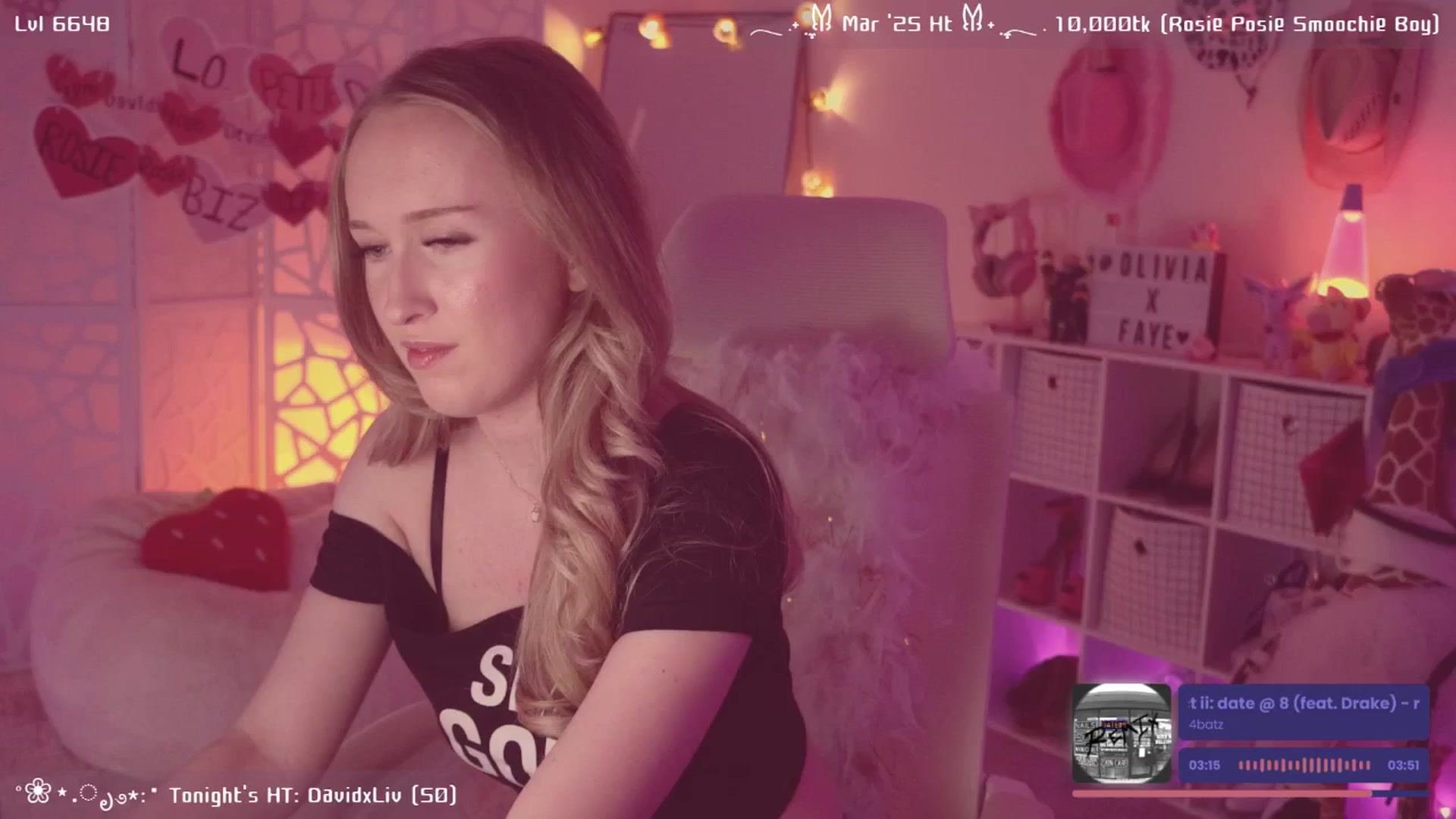 Gallery image thumbnail from OliviaxFaye's myfreecams stream on, 04/08/2025, 04:30 image 9 of 20