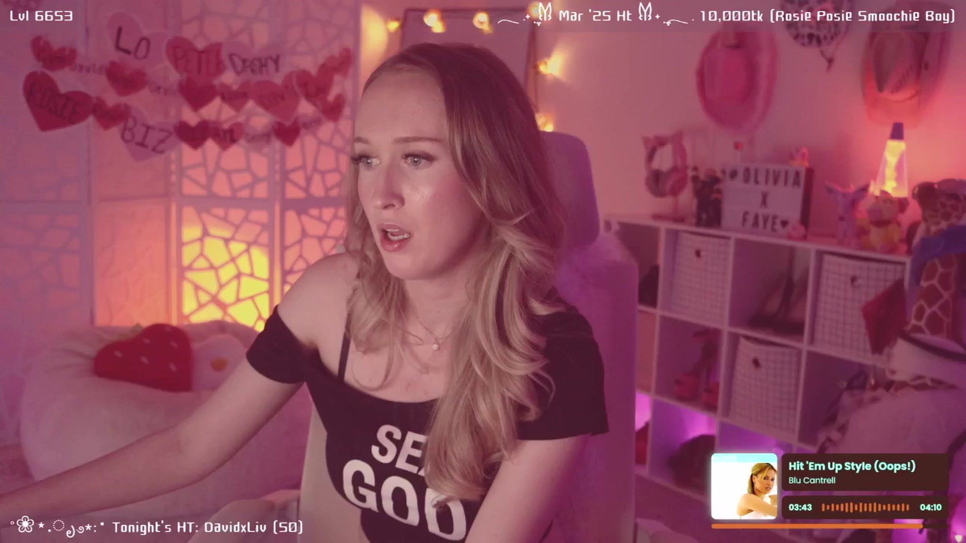 Gallery image thumbnail from OliviaxFaye's myfreecams stream on, 04/08/2025, 04:30 image 12 of 20