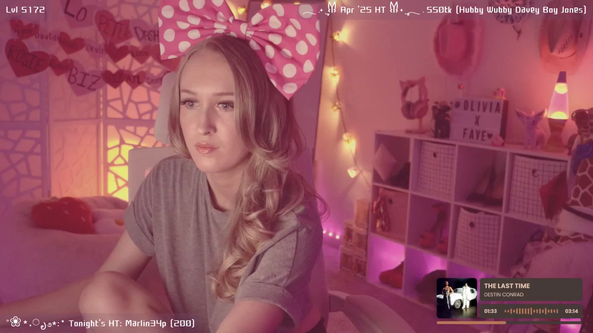 Gallery image thumbnail from OliviaxFaye's myfreecams stream on, 04/10/2025, 03:40 image 10 of 20