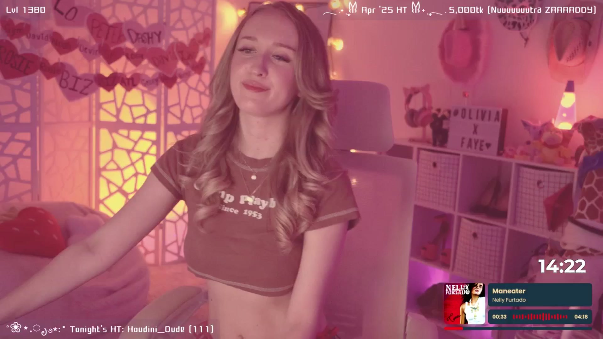 Gallery image thumbnail from OliviaxFaye's myfreecams stream on, 04/19/2025, 06:13 image 11 of 20