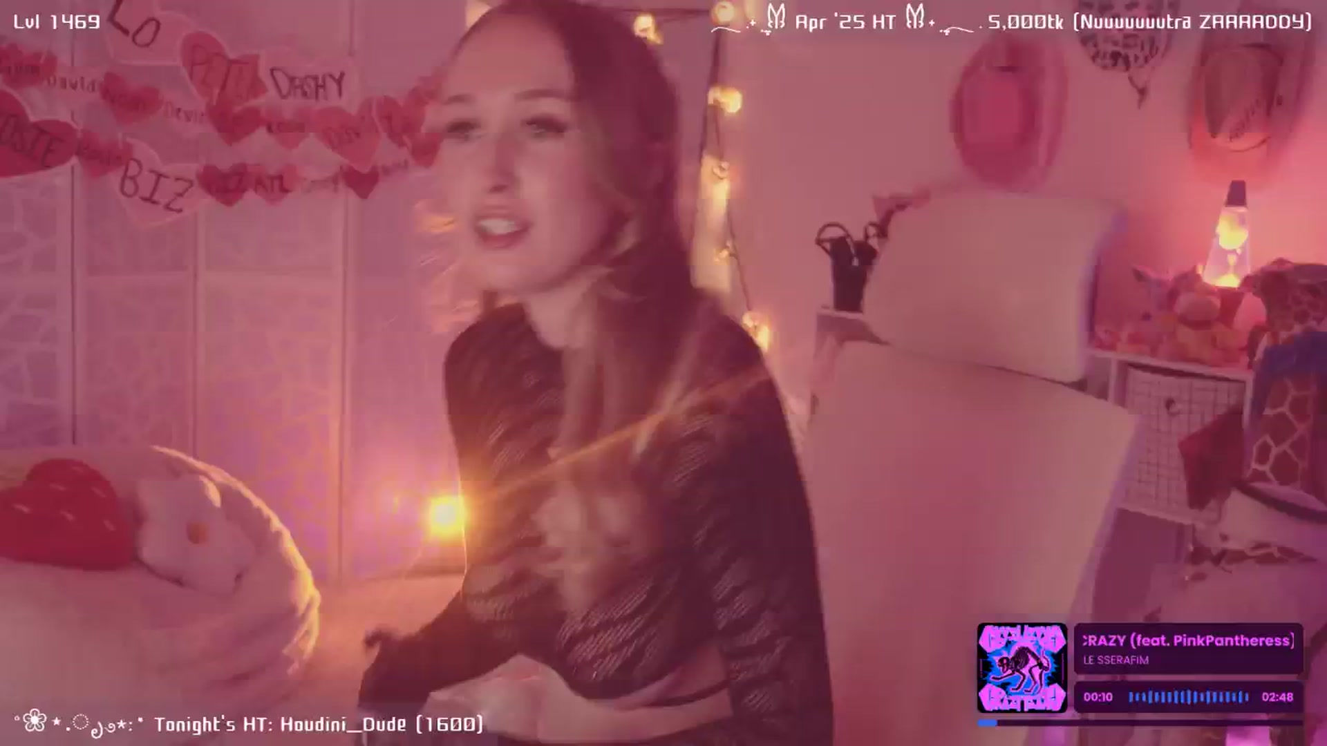 Gallery image thumbnail from OliviaxFaye's myfreecams stream on, 04/24/2025, 04:09 image 20 of 20