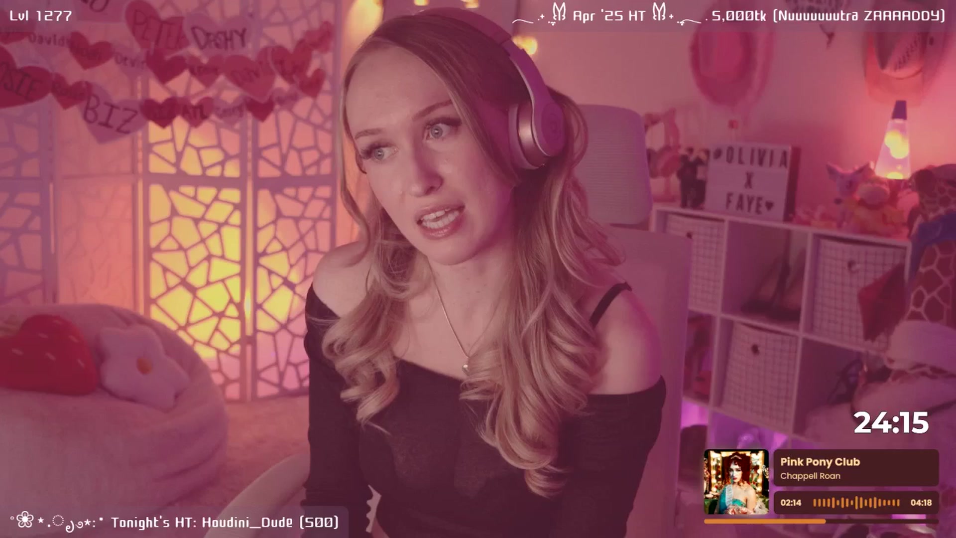 Gallery image thumbnail from OliviaxFaye's myfreecams stream on, 04/26/2025, 05:31 image 16 of 20