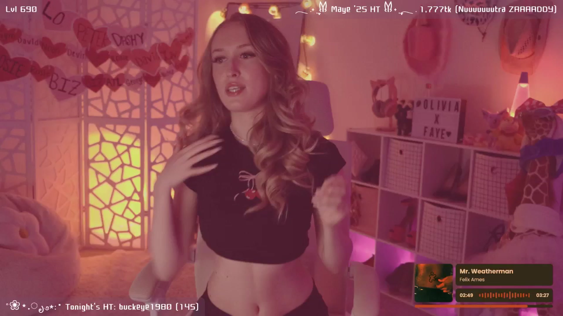 Gallery image thumbnail from OliviaxFaye's myfreecams stream on, 05/06/2025, 05:19 image 3 of 20
