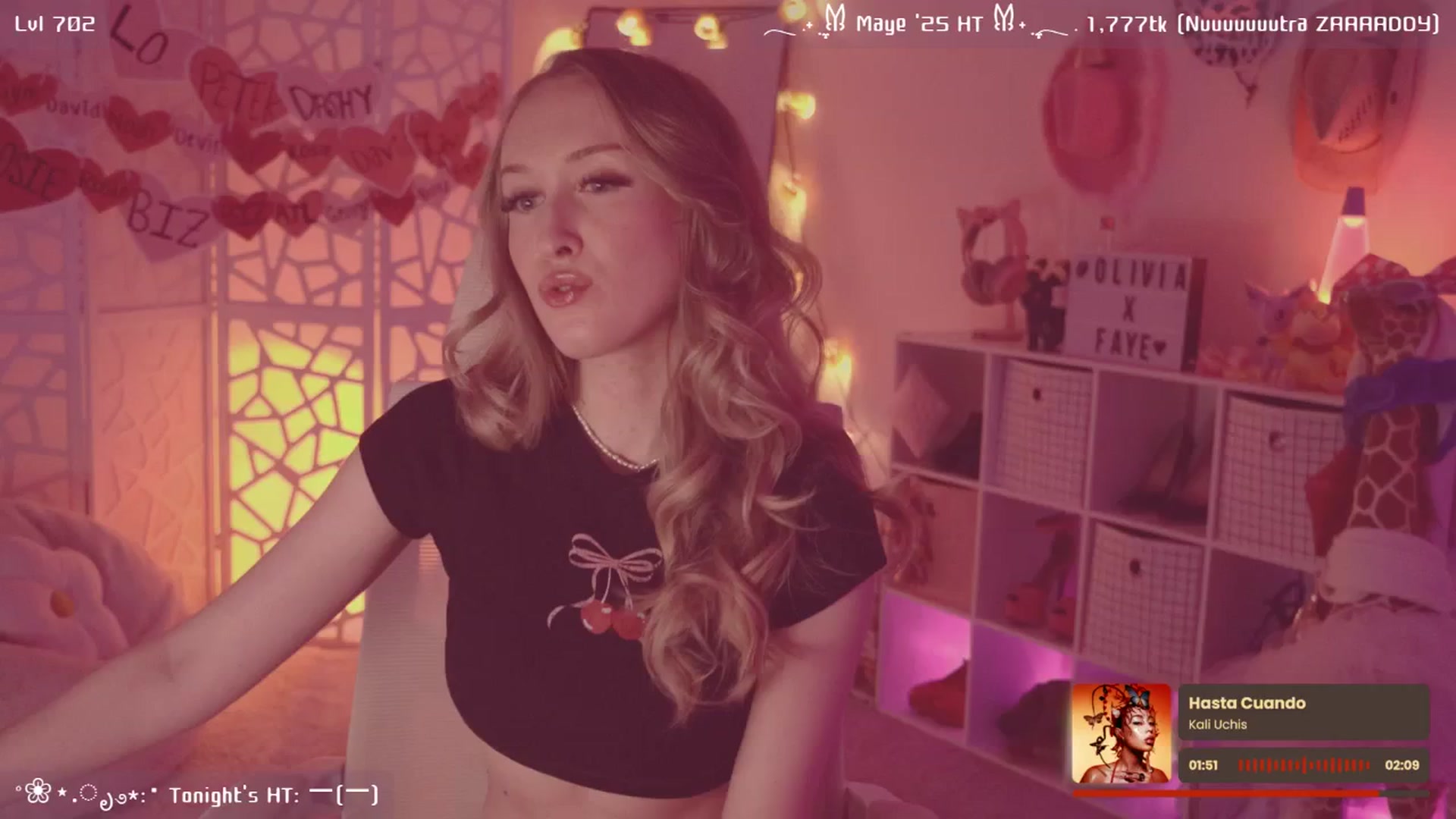 Gallery image thumbnail from OliviaxFaye's myfreecams stream on, 05/06/2025, 05:19 image 1 of 20