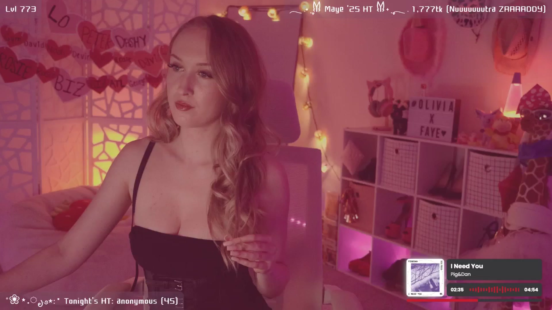 Gallery image thumbnail from OliviaxFaye's myfreecams stream on, 05/08/2025, 05:26 image 3 of 20